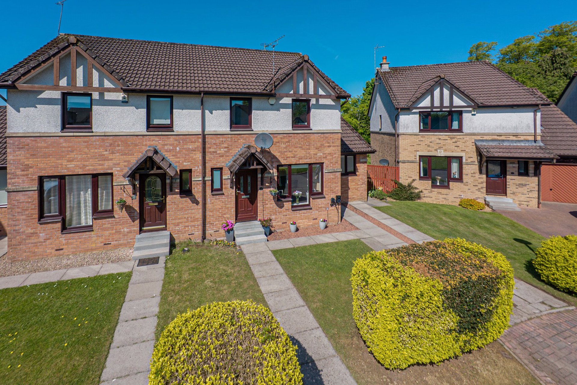 5 Dunkeld Place, Newton Mearns, Glasgow, G77 5UB - Picture #2