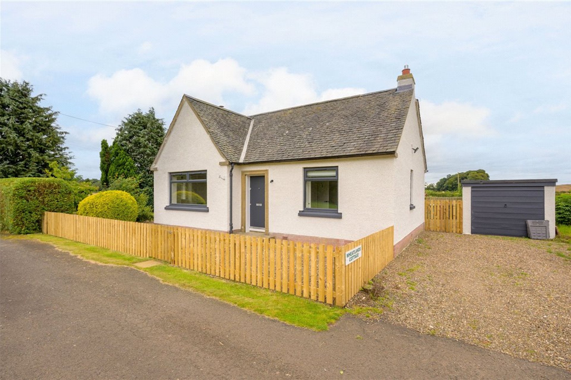 Wheatlands Farm Cottage, Kirkliston, West Lothian, EH29 9EW - Picture #2