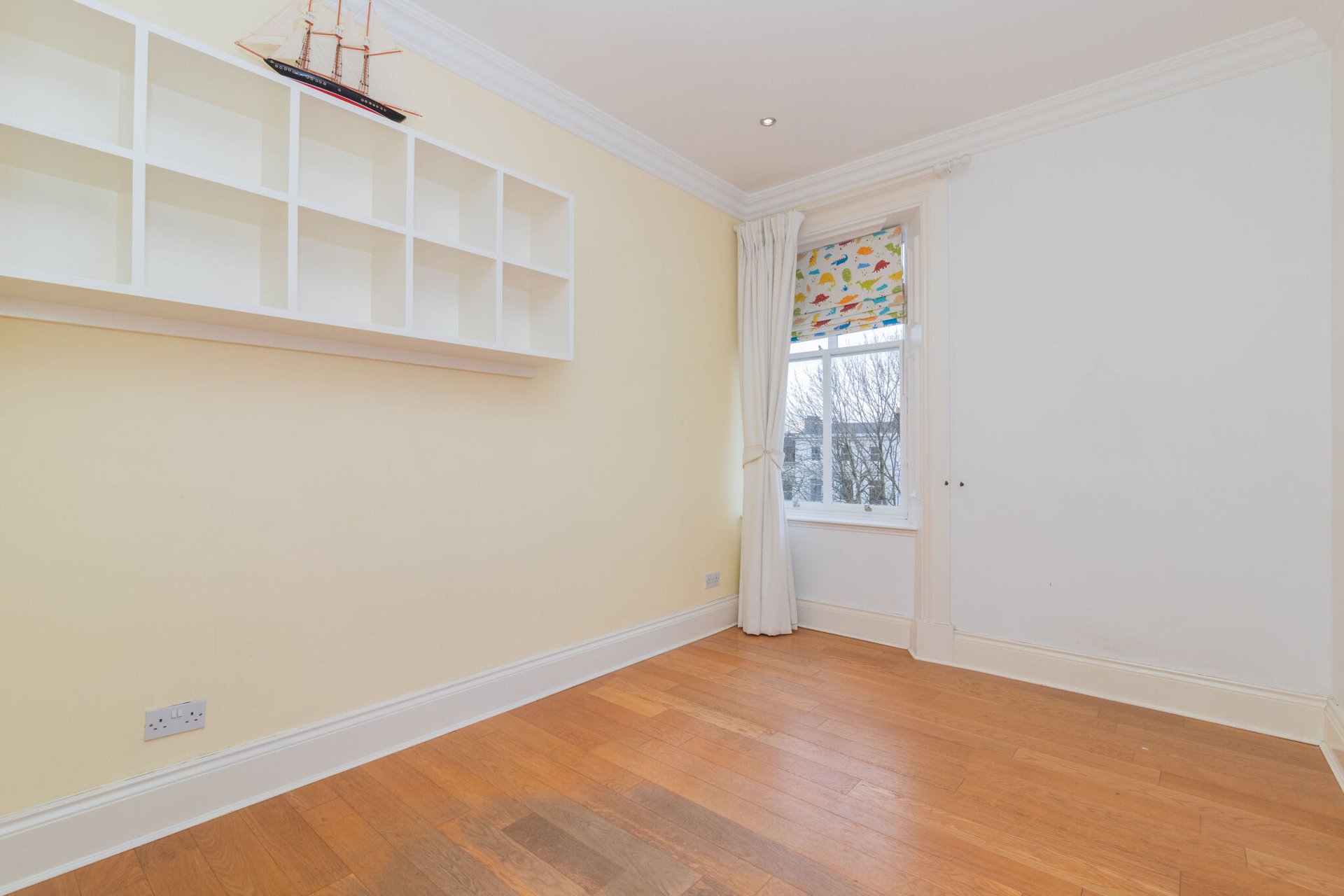 Main Door, 11 Royal Crescent, Glasgow, G3 7SL - Picture #15
