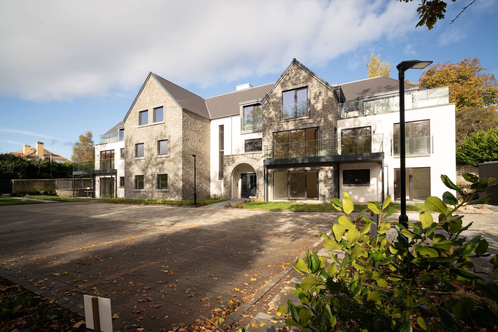 Apartment Eleven, No.9 Barnton Avenue West, Edinburgh, EH4 6DF - Picture #1