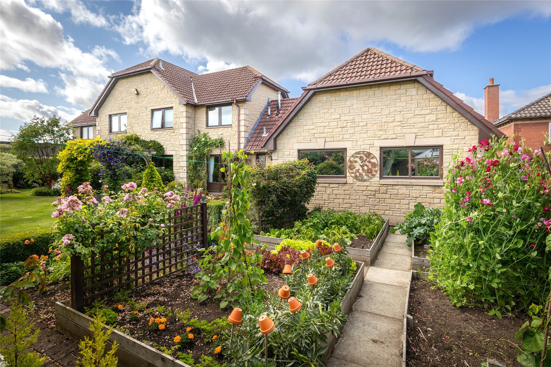 Lochmill House, 3 Lade Court, Linlithgow, EH49 7QF - Picture #28