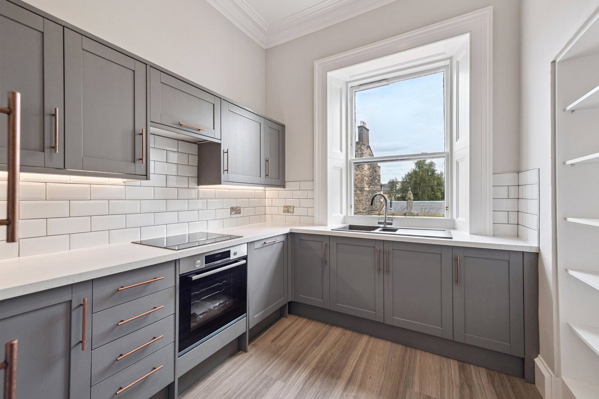 Flat 3, 76 Constitution Street, Edinburgh, Midlothian, EH6 6RP - Picture #4