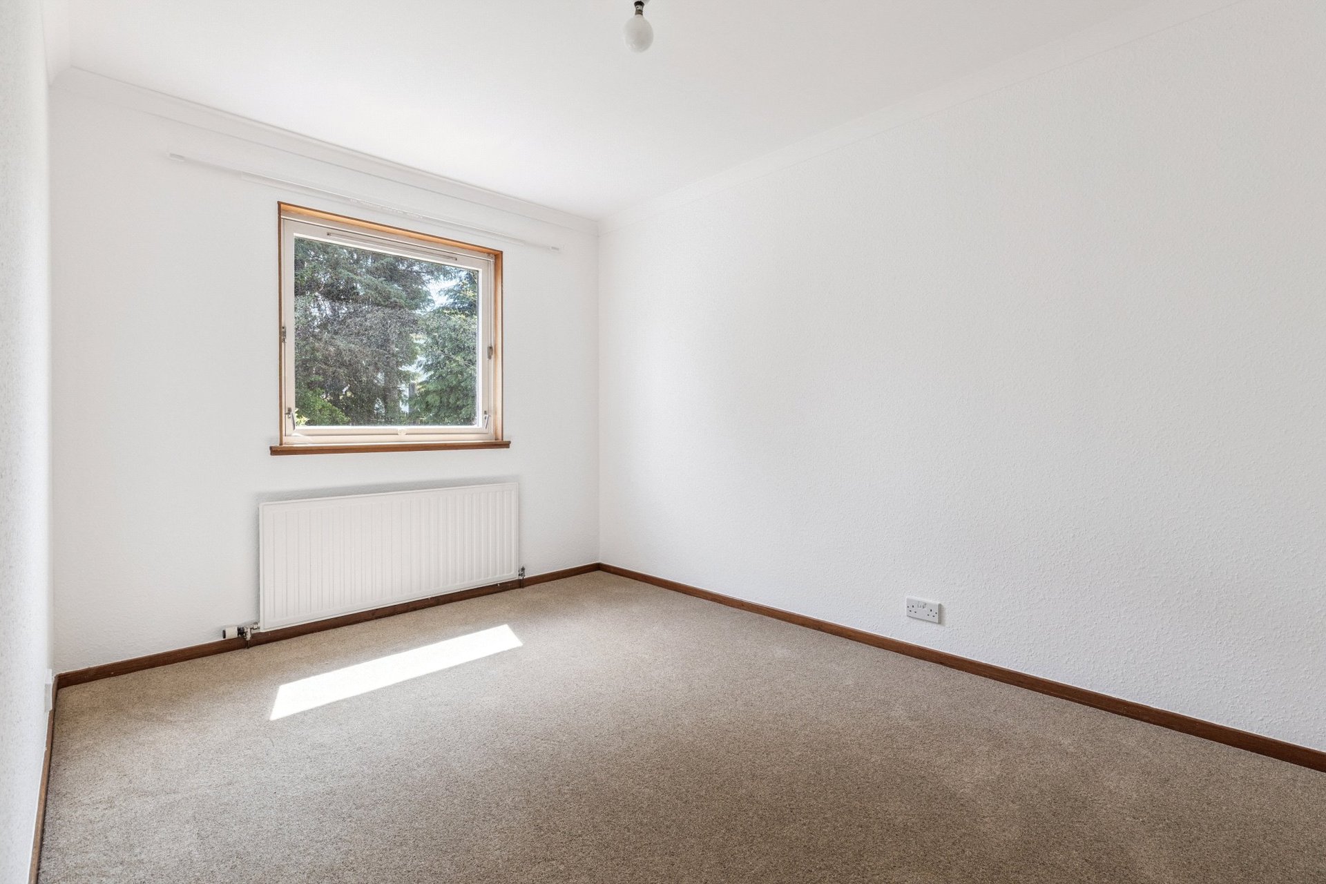 12 Seafield Avenue, Bearsden, G61 3LB - Picture #24