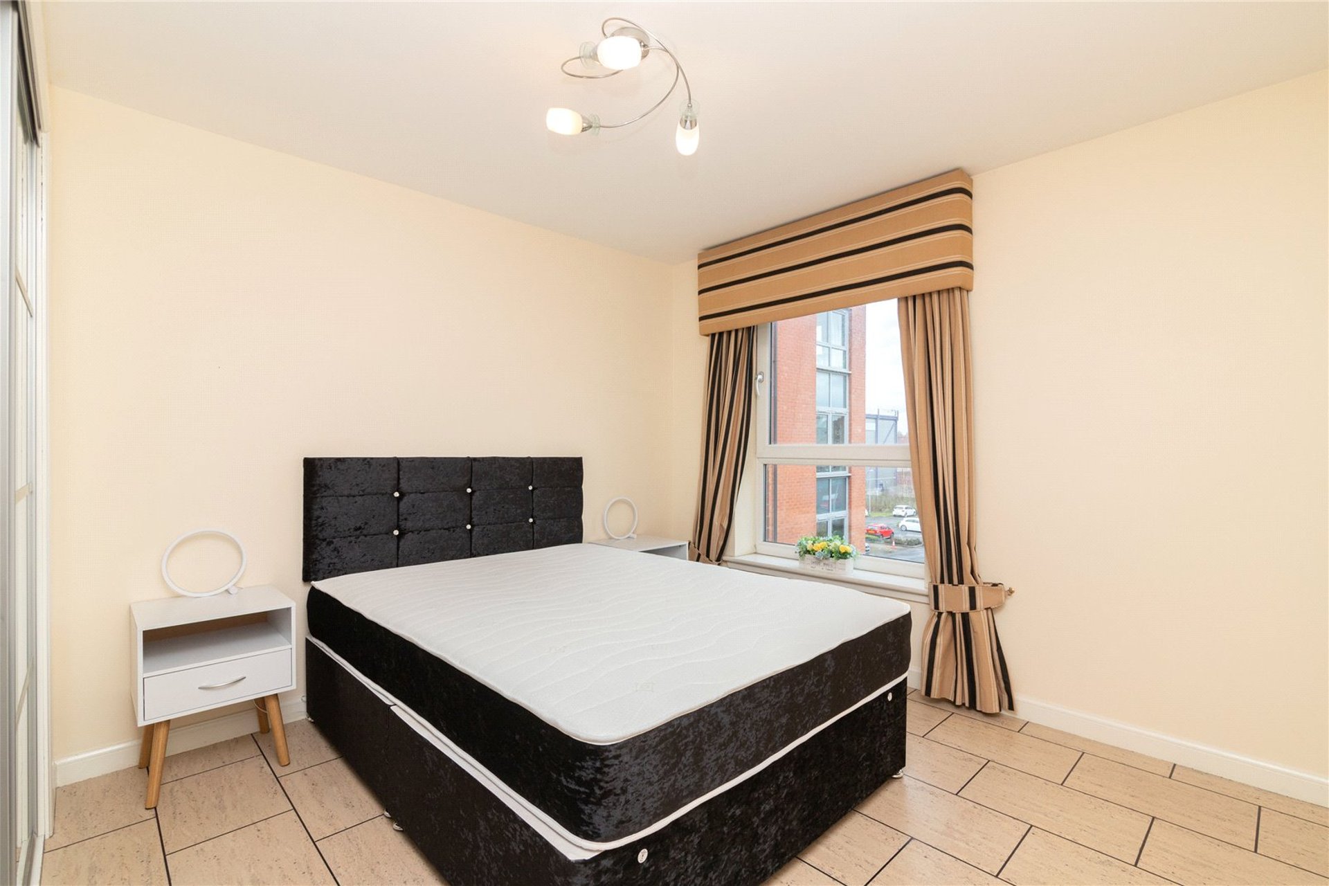 2/2, 4 Alexandra Gate, Glasgow, G31 3AY - Picture #10