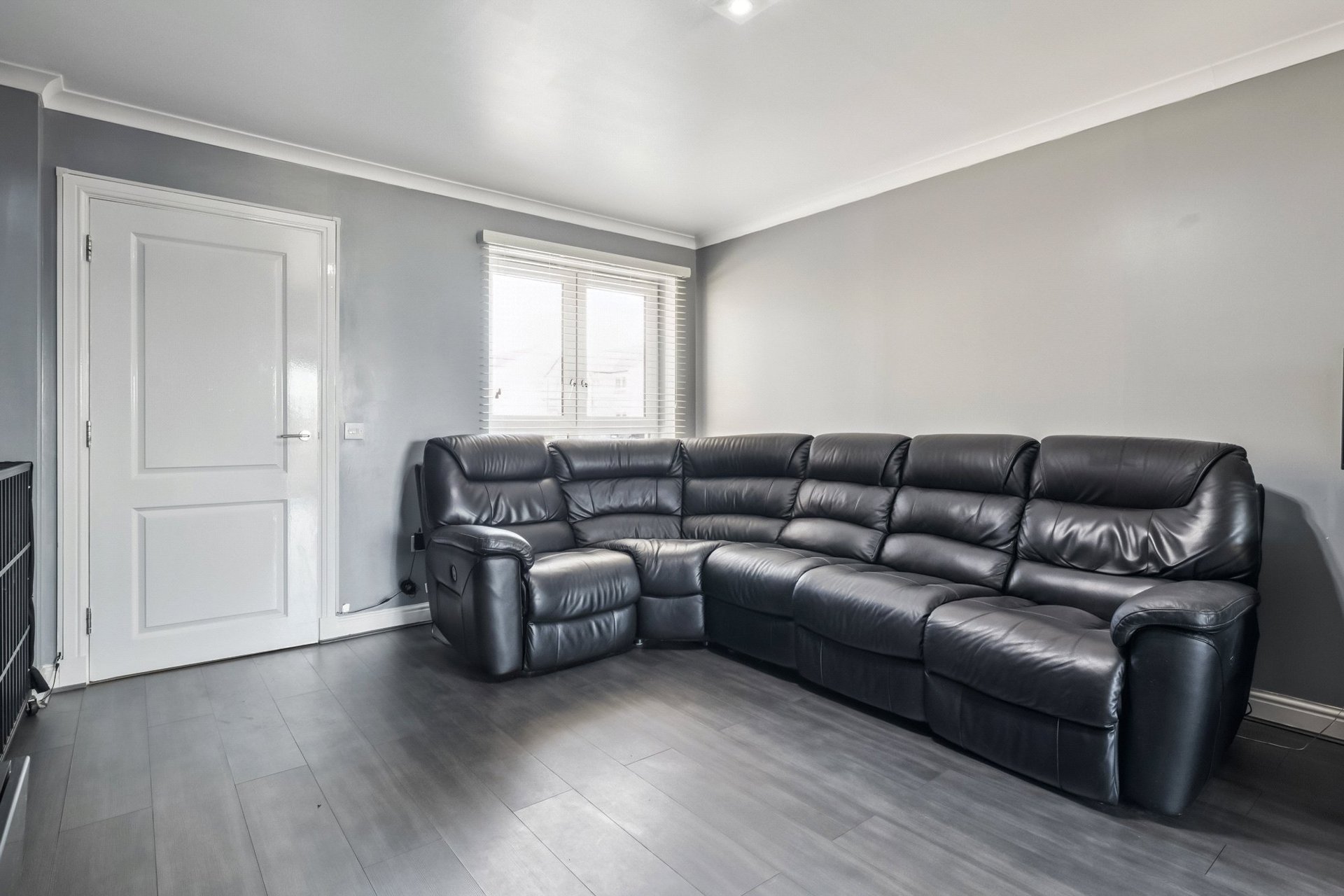 25 Glenbervie Place, Summerston, Glasgow, G23 5QF - Picture #4