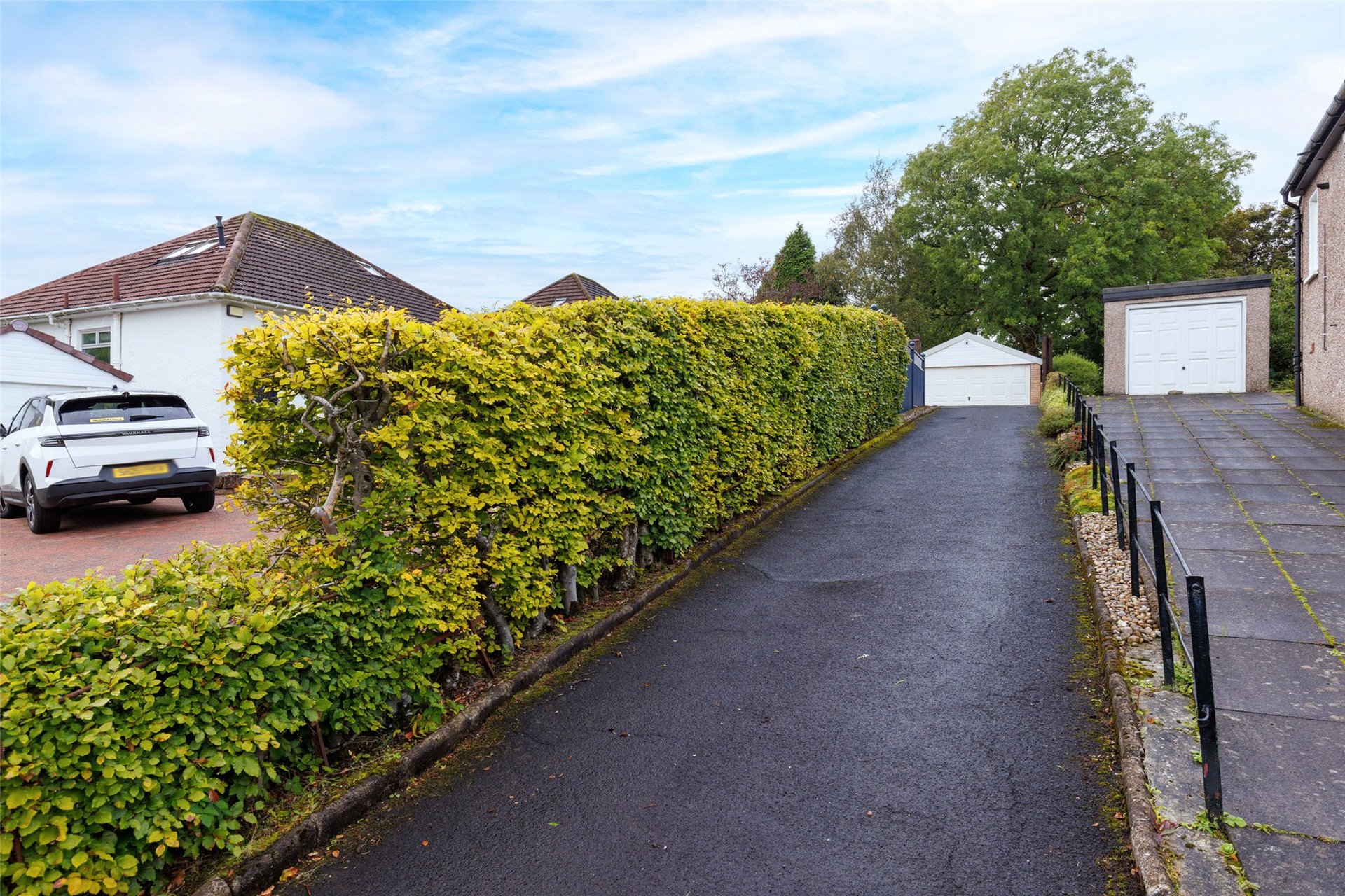 4 Tower Place, Milngavie, G62 8HU - Picture #2