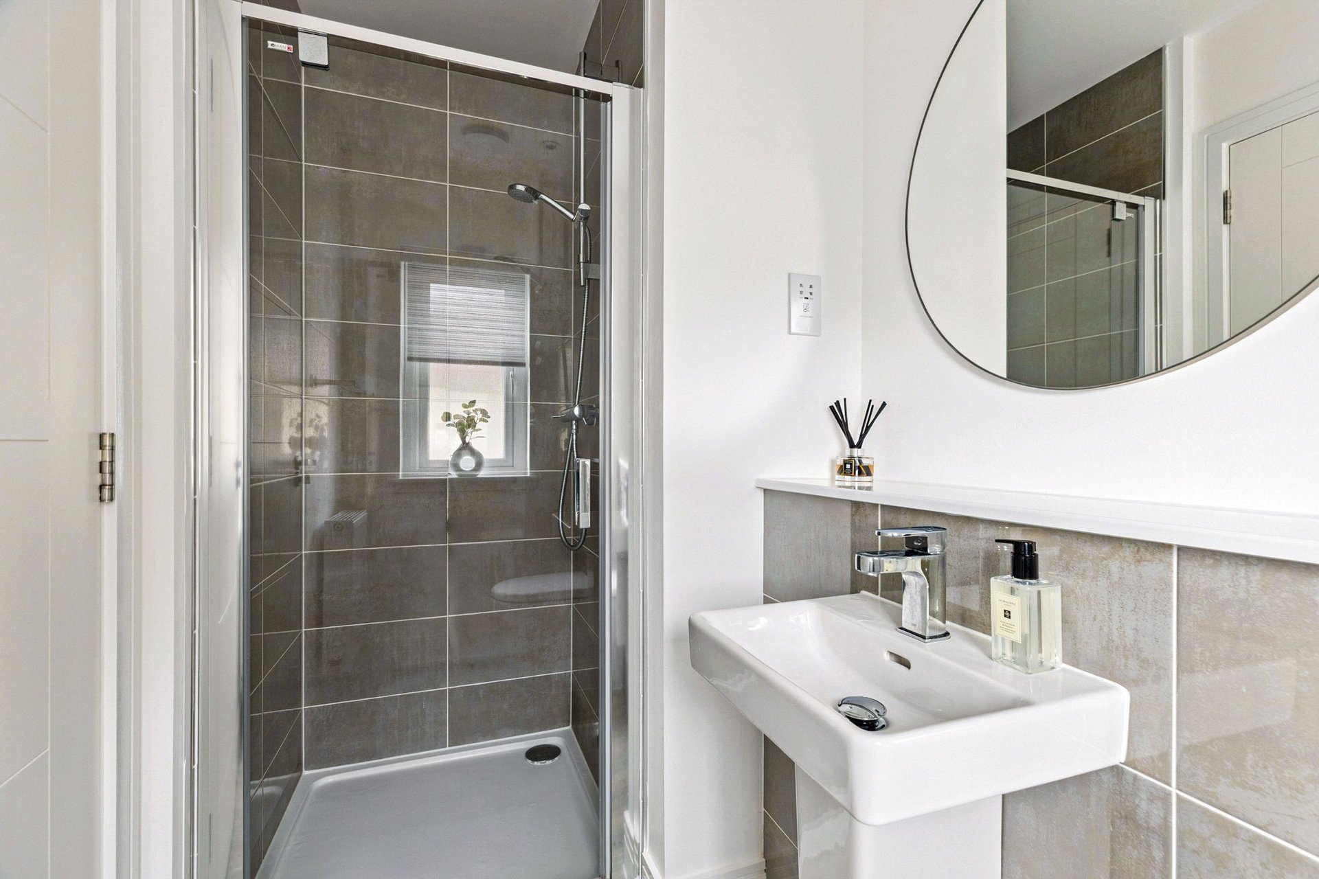 19 Maidenhill Grove, Newton Mearns, Glasgow, G77 5GT - Picture #22