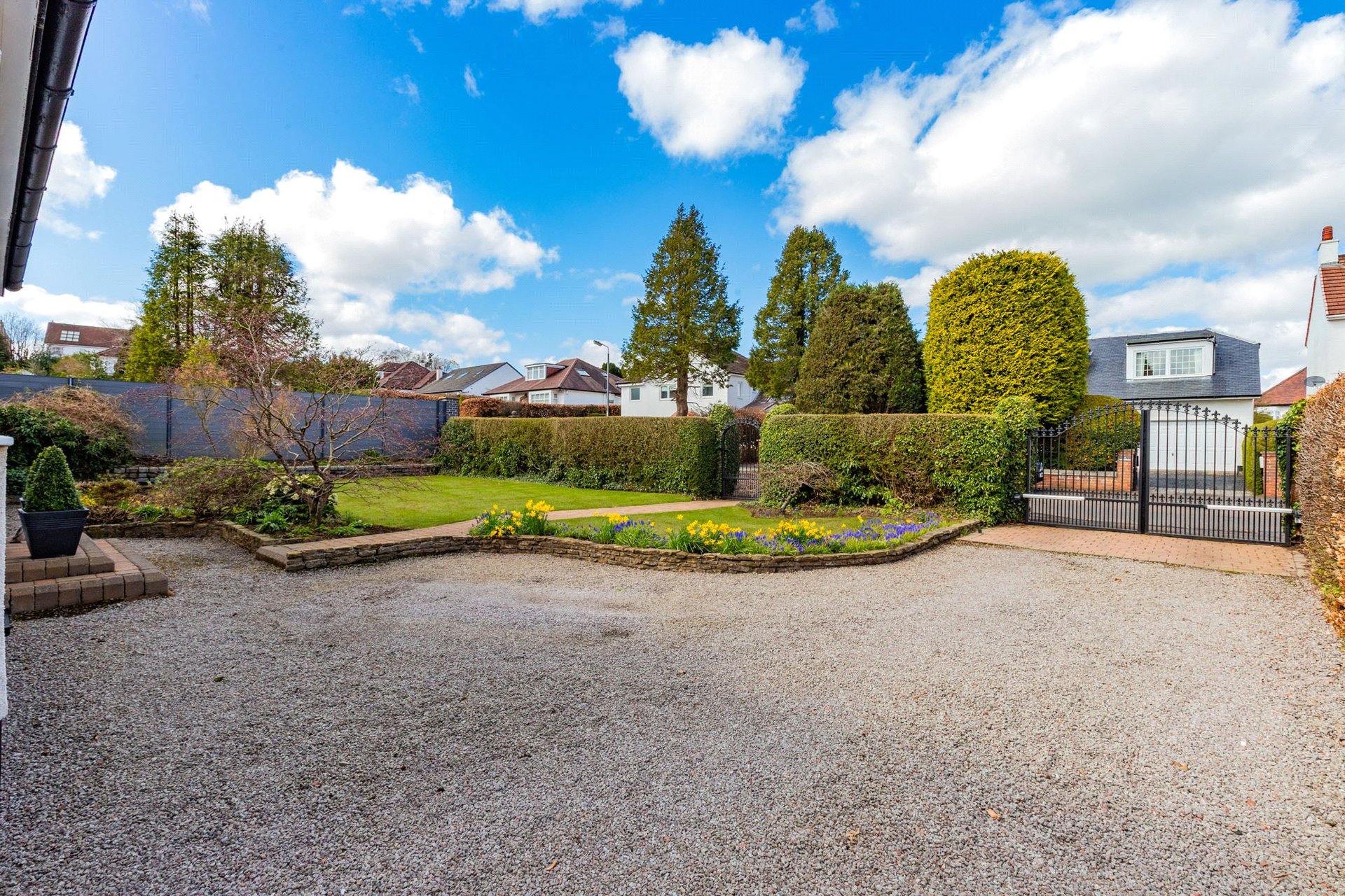 10 Matherton Avenue, Newton Mearns, Glasgow, G77 5EY - Picture #38