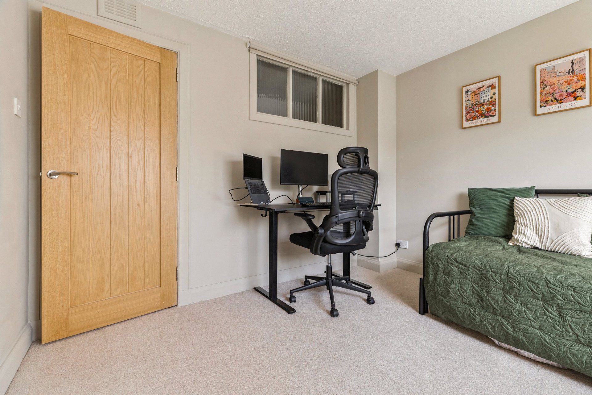 4 Cameron Crescent, Carmunnock, Clarkston, Glasgow, G76 9DX - Picture #22