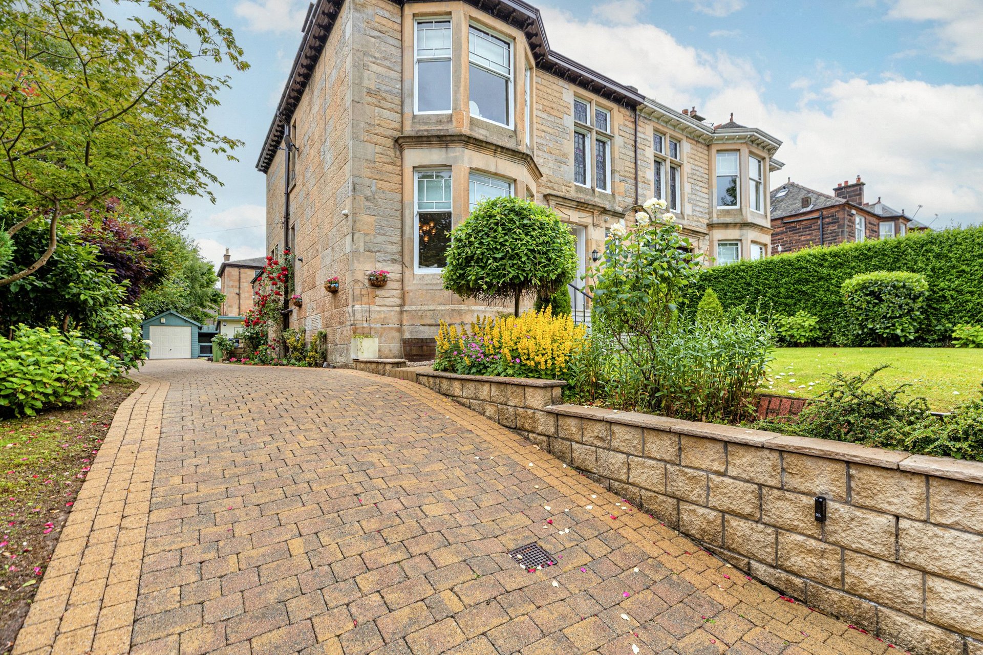 34 Rowan Road, Dumbreck, Glasgow, G41 5BZ - Picture #2
