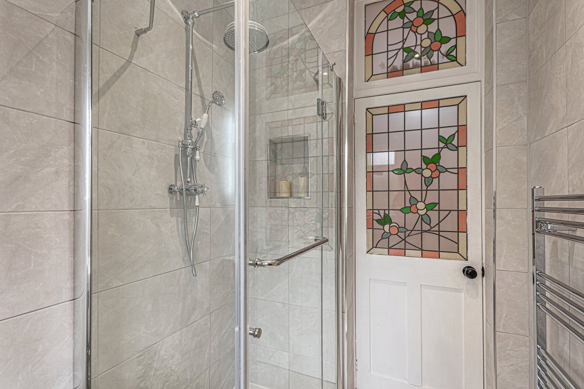 Yew Tree House, 38 Braehead Road, Thorntonhall, Glasgow, G74 5AQ - Picture #17