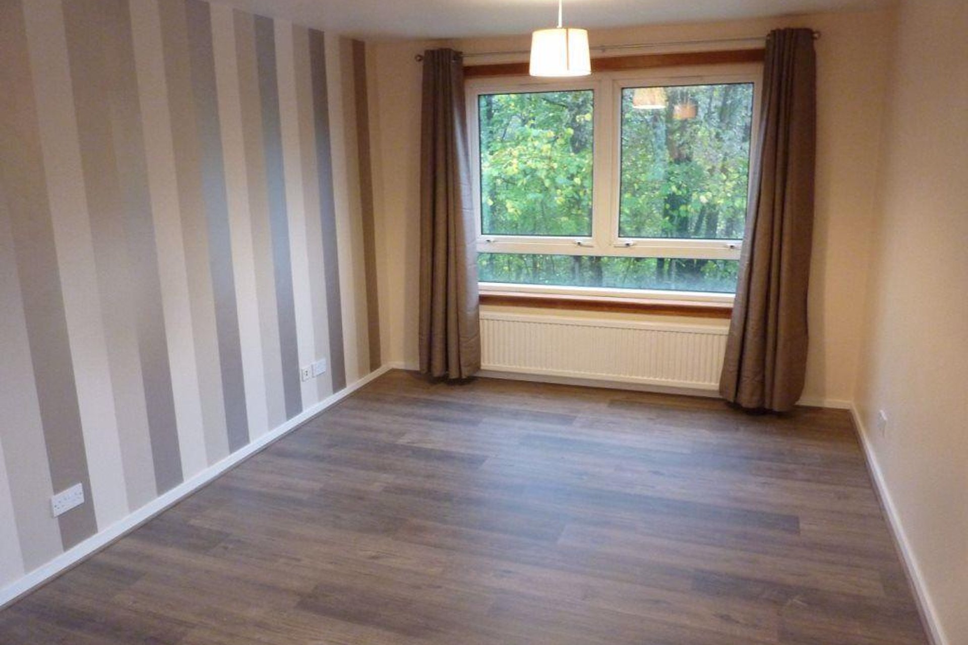 11/2 Iddesleigh Avenue, Milngavie, Glasgow, East Dunbartonshire, G62 8NT - Picture #3