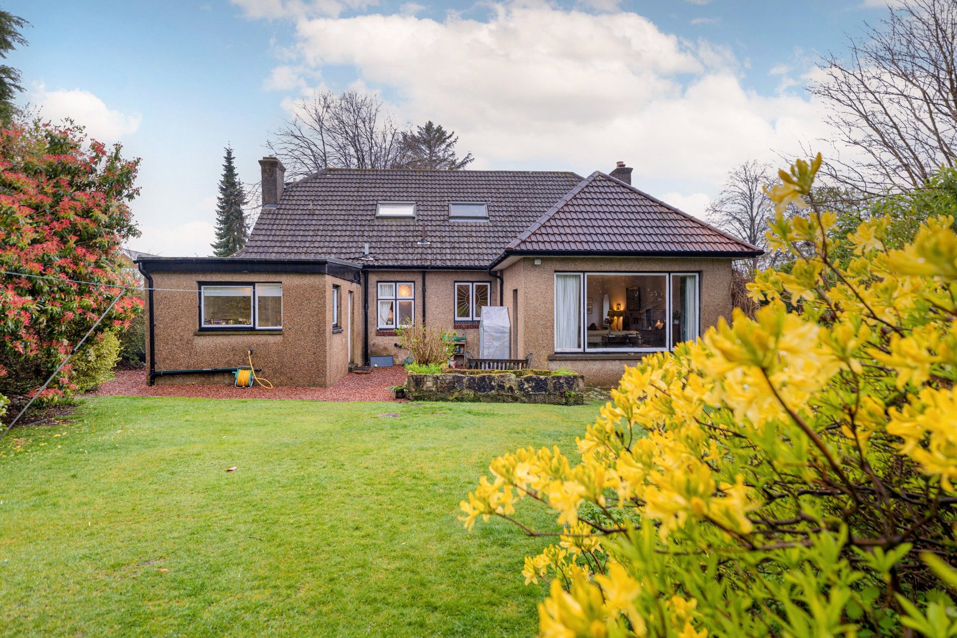 20 Lochend Drive, Bearsden, G61 1ED - Picture #2