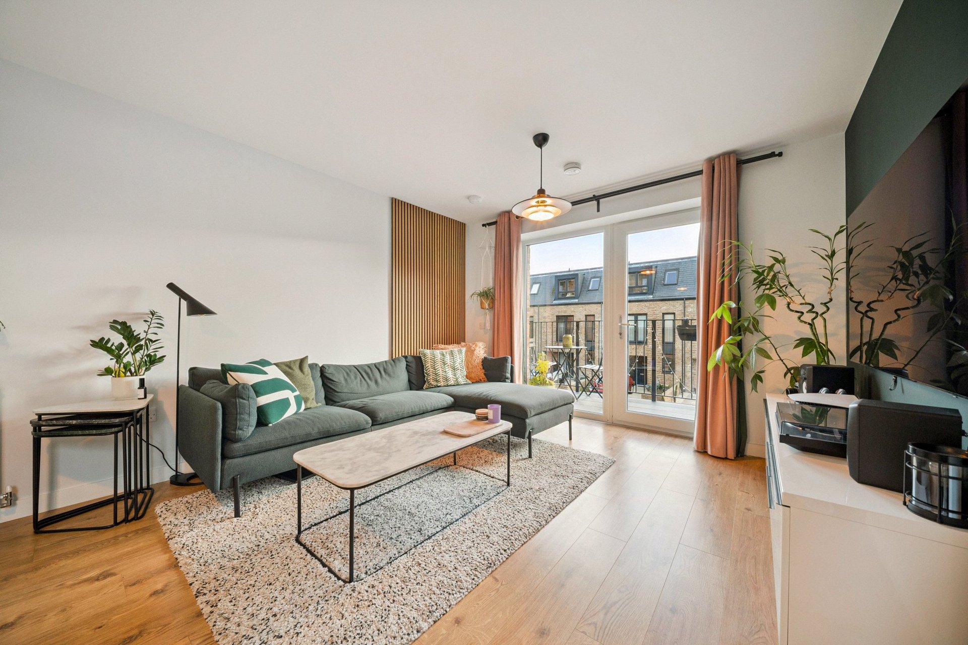 19/4 Pillans Place, Leith, Edinburgh, EH6 7FJ - Picture #6