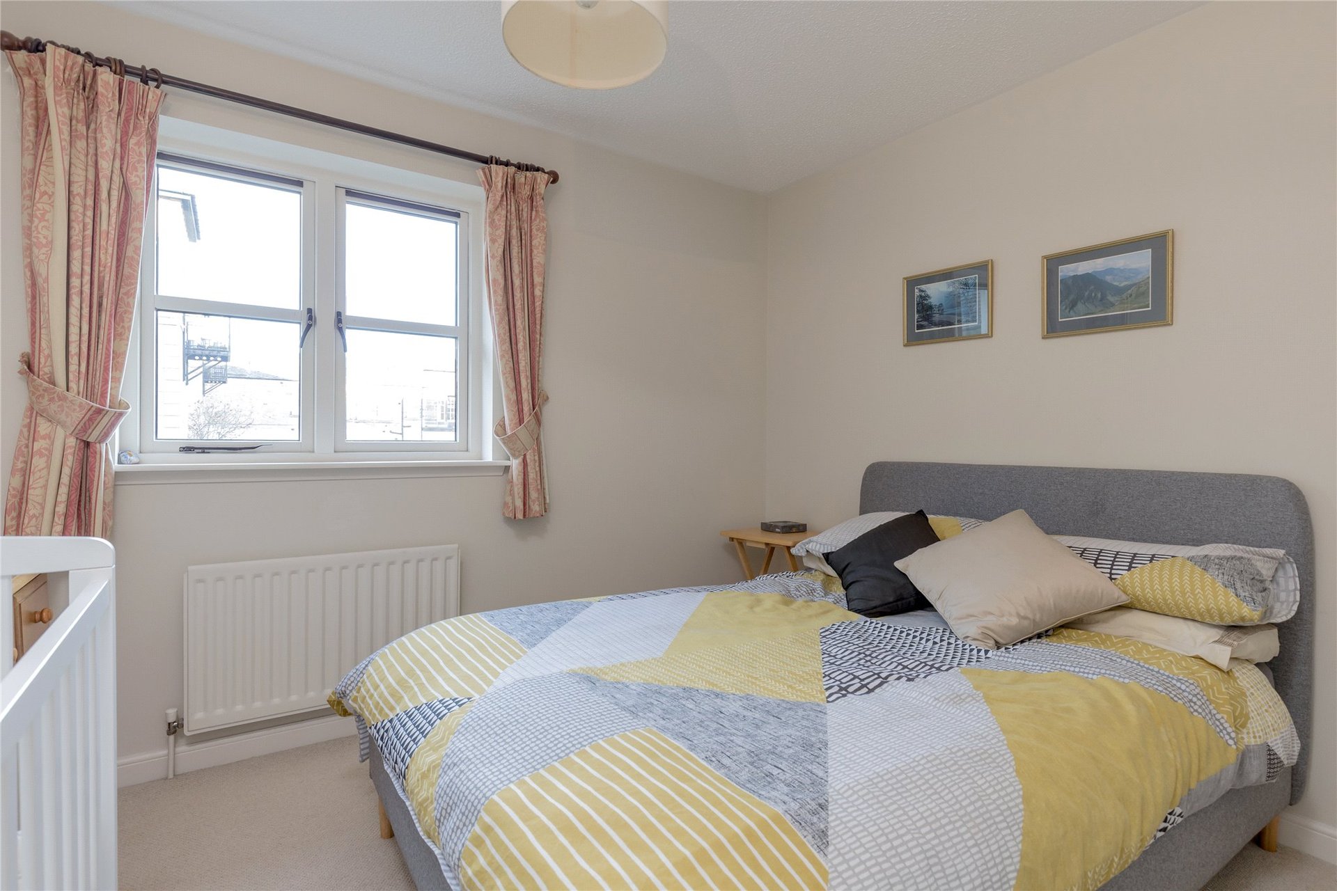 19/9 South Gray Street, Newington, Edinburgh, EH9 1TE - Picture #9