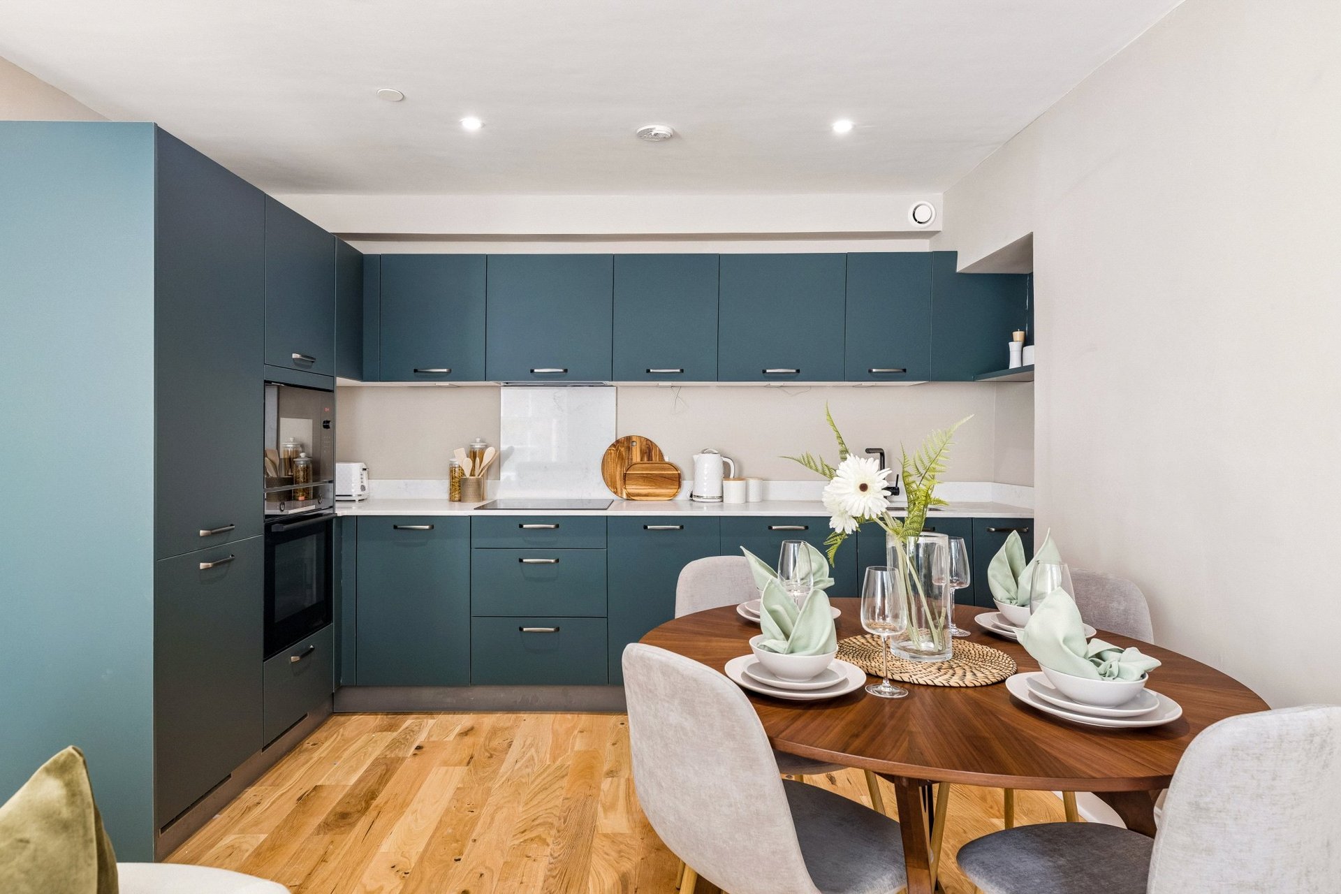 Lower Ground, 11 Queens Crescent, Woodlands, Glasgow, G4 9AS - Picture #10