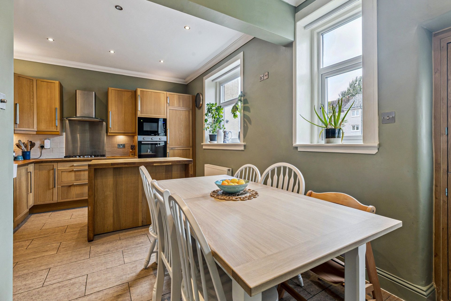 42 Lochlea Road, Newlands, Glasgow, G43 2YB - Picture #5