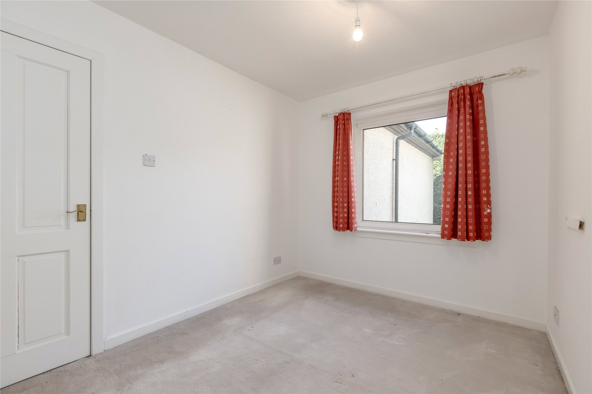 10 Stuart Green, Corstorphine, Edinburgh, EH12 8YF - Picture #12