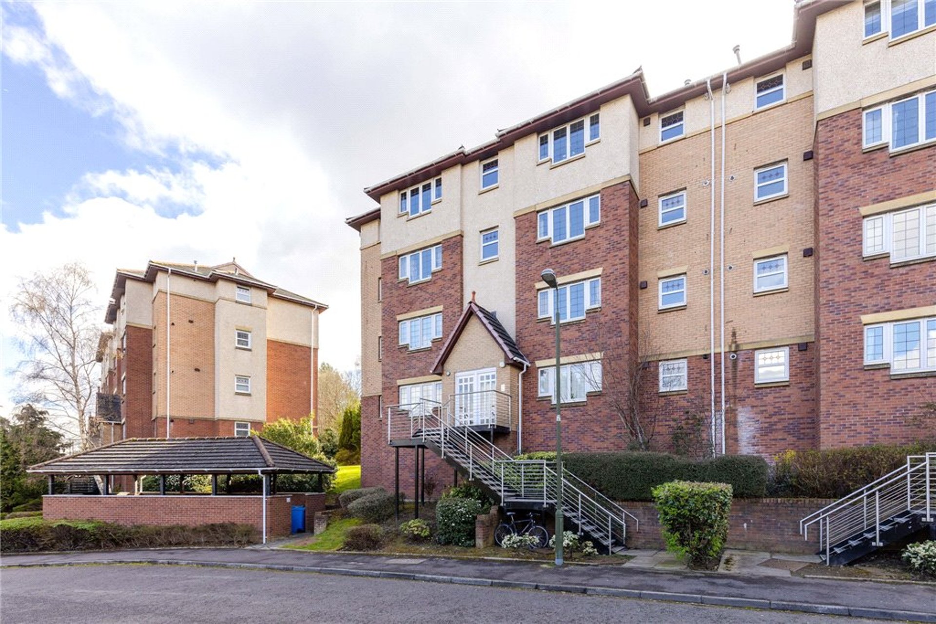 104 Burnvale, Livingston, West Lothian, EH54 6DQ - Picture #13