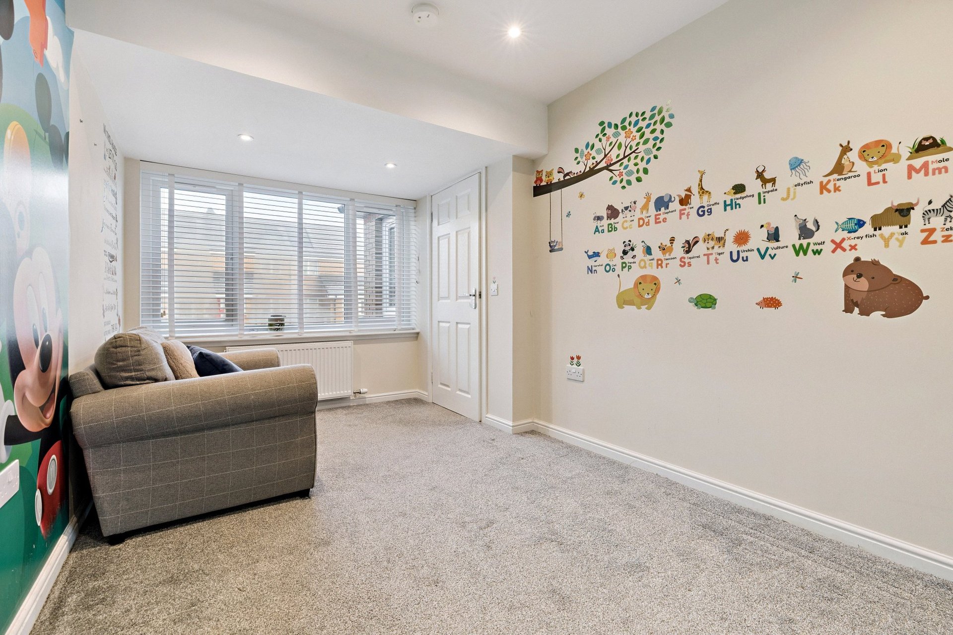 10 Clement Drive, Newton Mearns, Glasgow, G77 6WH - Picture #13