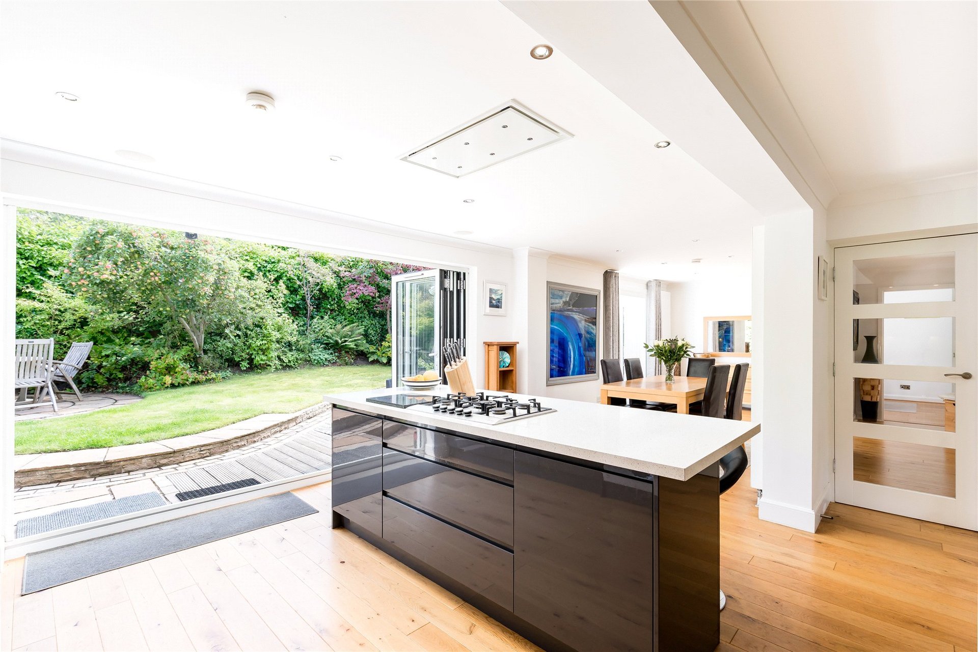 3 Willow Tree Place, Balerno, Edinburgh, EH14 5AZ - Picture #2
