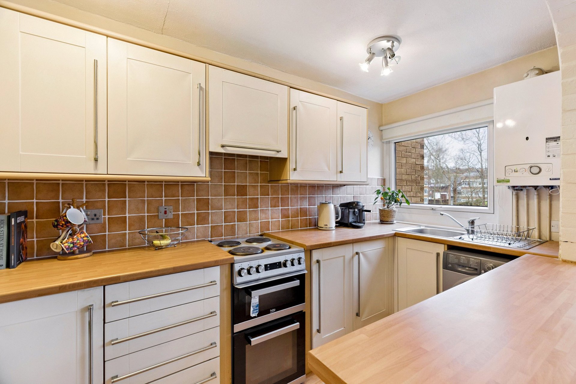 Flat 51 Huntly Court, 20 Dirleton Place, Shawlands, Glasgow, G41 3BH - Picture #6