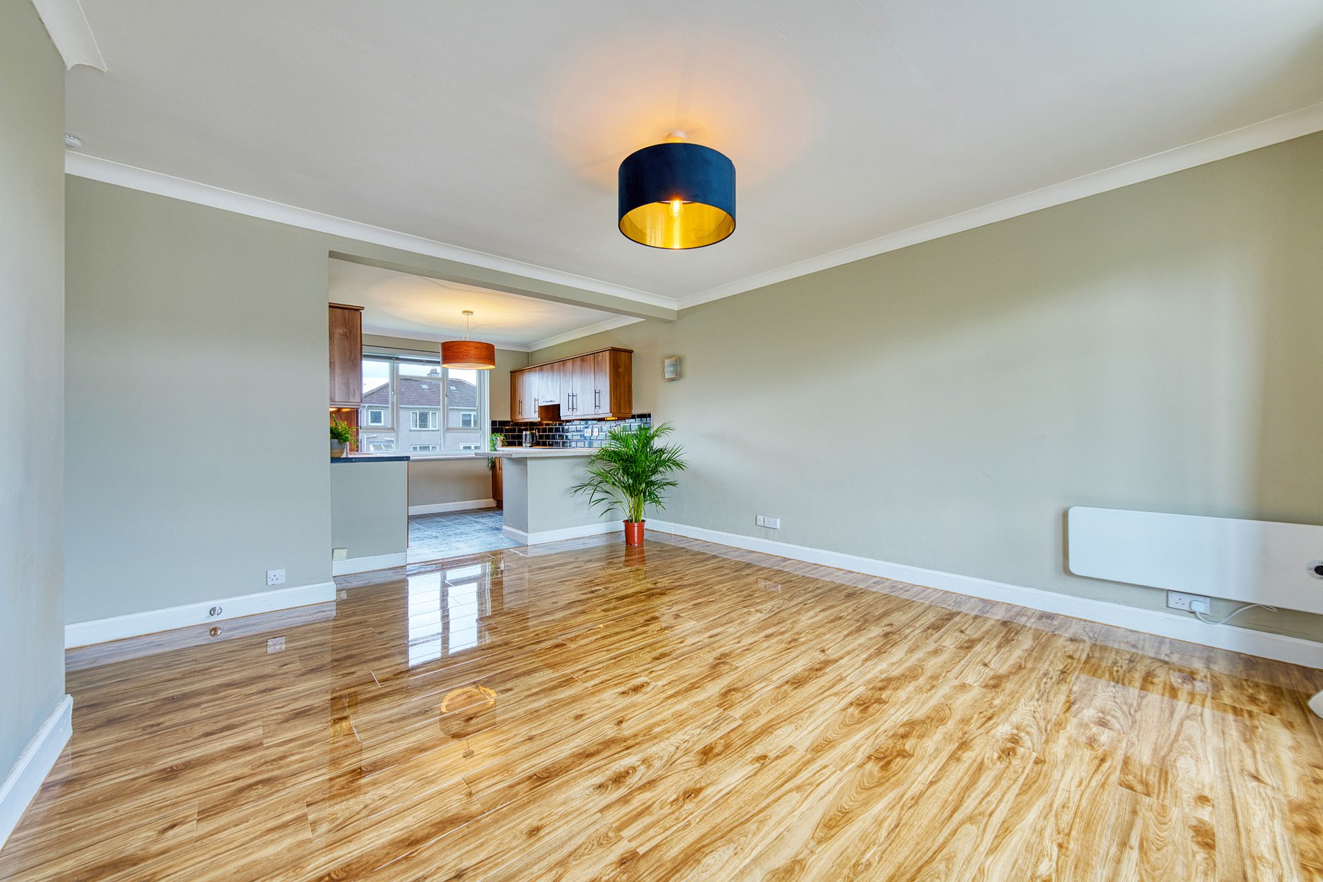 Flat 125, Castle Court, 4 Kings Drive, Newton Mearns, Glasgow, East Renfrewshire, G77 5JA - Picture #4