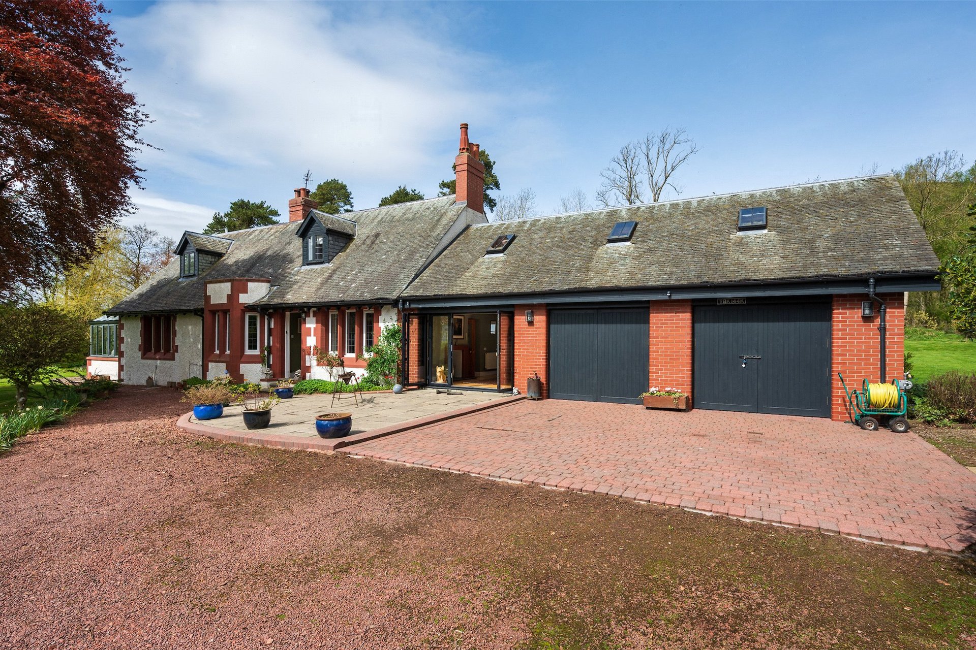 Wyndales Cottage, Symington, Biggar, Lanarkshire, ML12 6JU - Picture #2