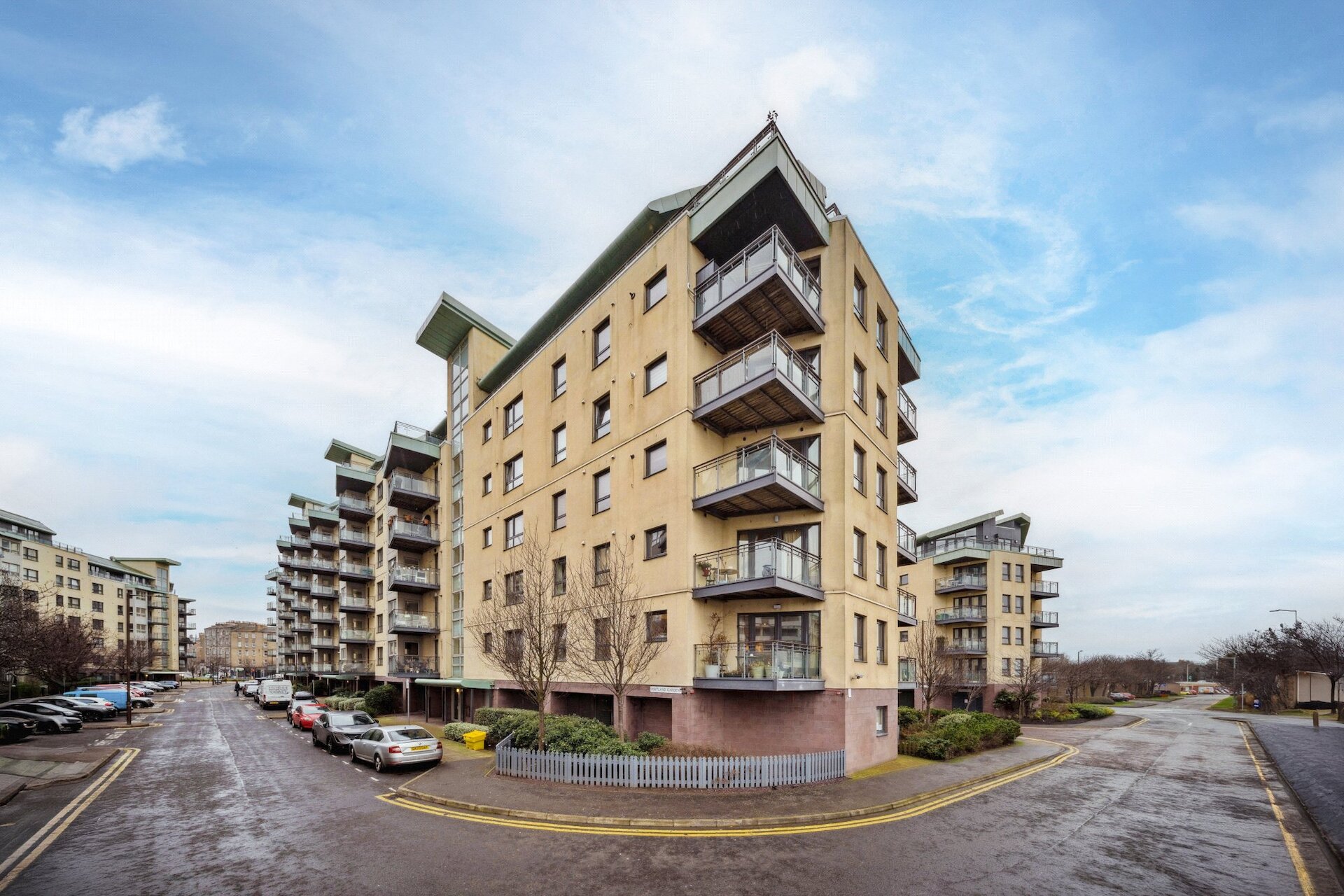 1/20 Portland Gardens, Leith, Edinburgh, EH6 6NA - Picture #1