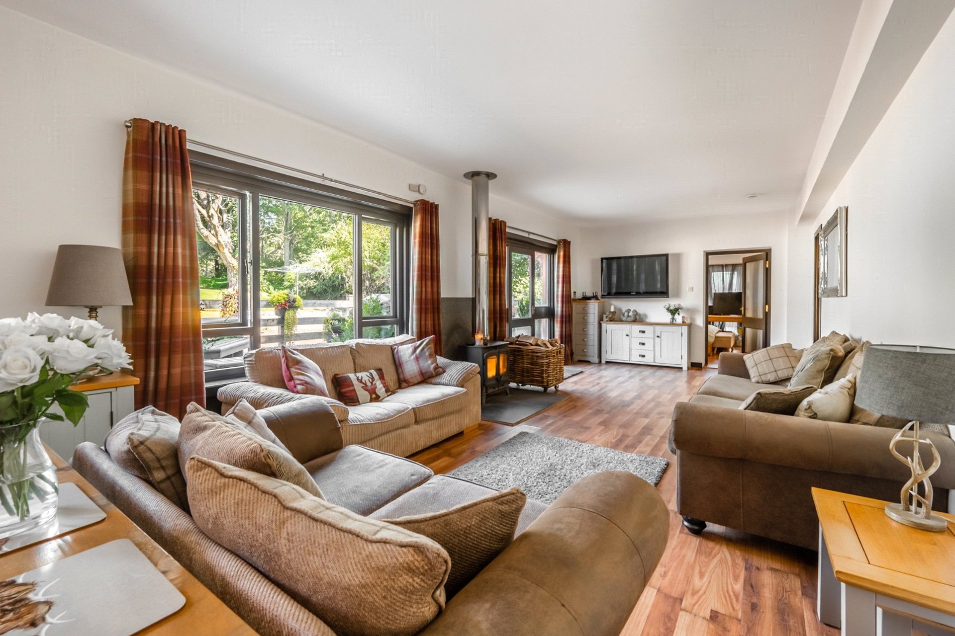 Castle Lodge, Lower Balconie, Evanton, Dingwall, Highland, IV16 9XG - Picture #11