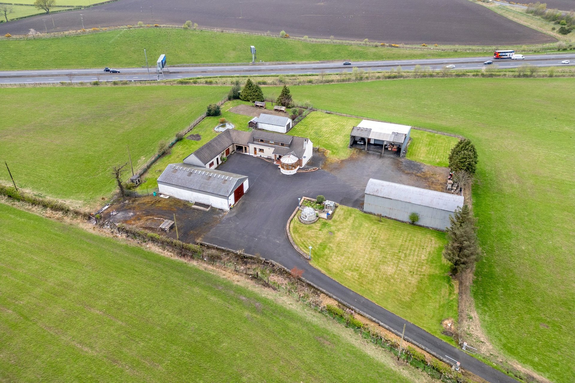 Peathill Farm, Lindsaybeg Road, Chryston, Glasgow, G69 9HT - Picture #32