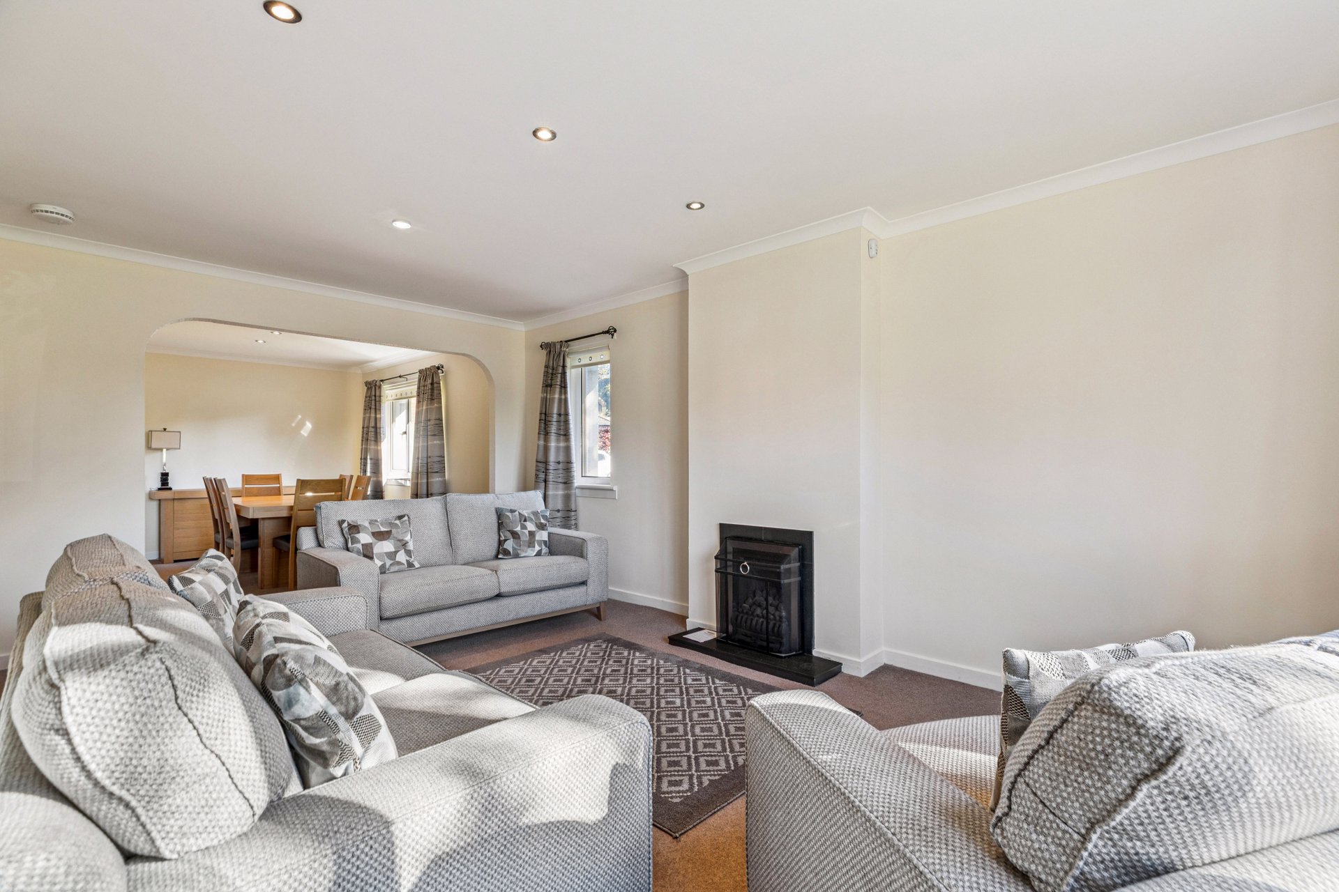 89 Finlay Rise, Milngavie, G62 6QL - Picture #4