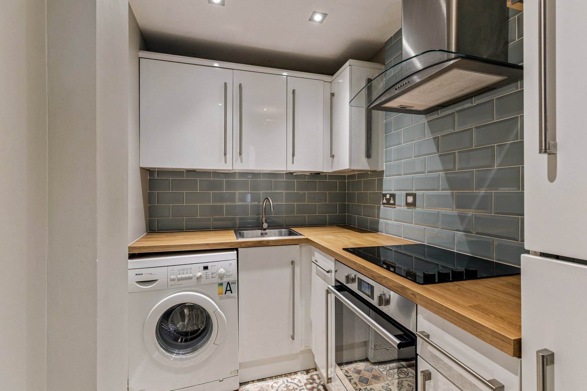 Main Door, 89 Bolton Drive, Mount Florida, Glasgow, G42 9DS - Picture #10