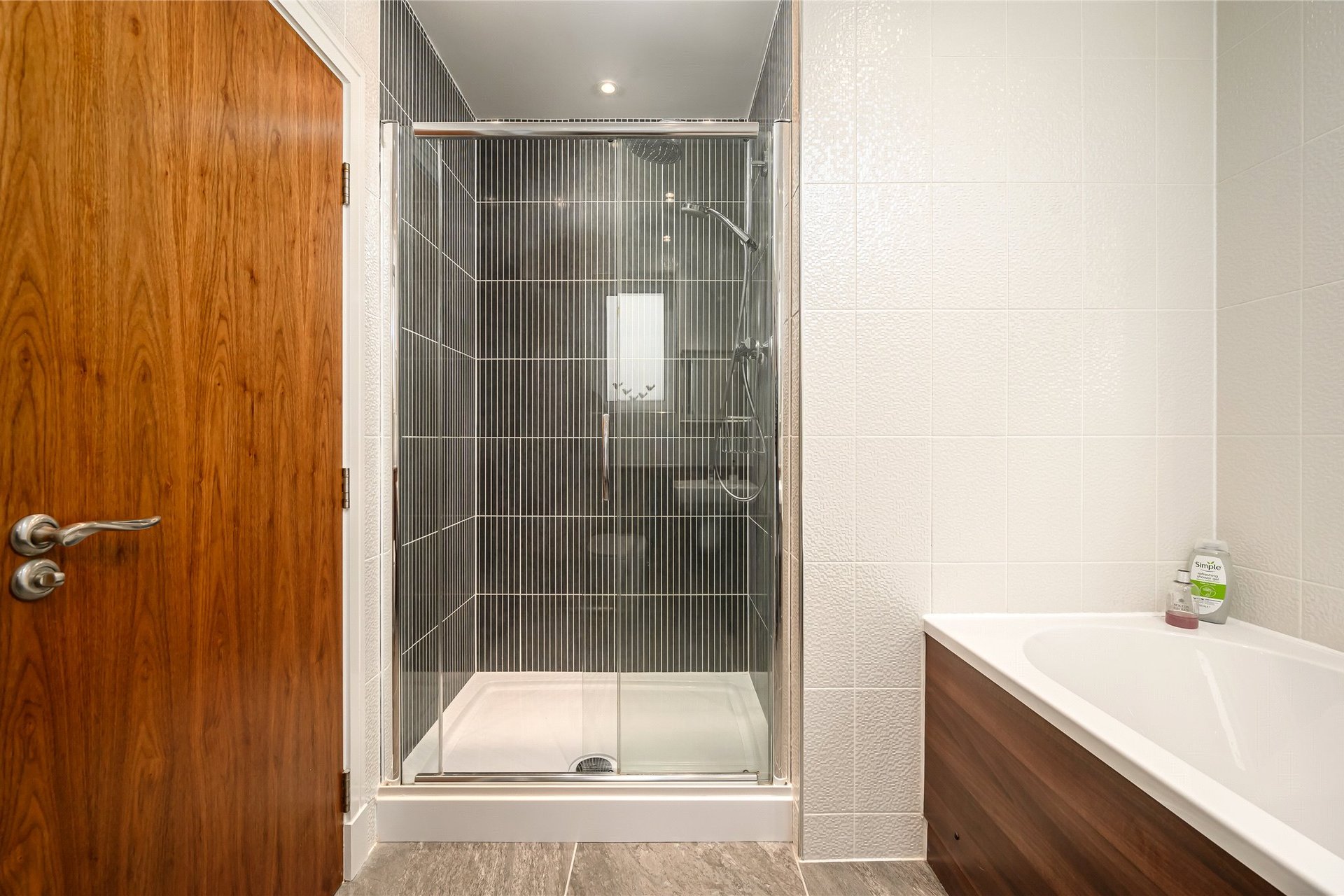 62/7 Larkfield Gardens, Edinburgh, EH5 3QB - Picture #12