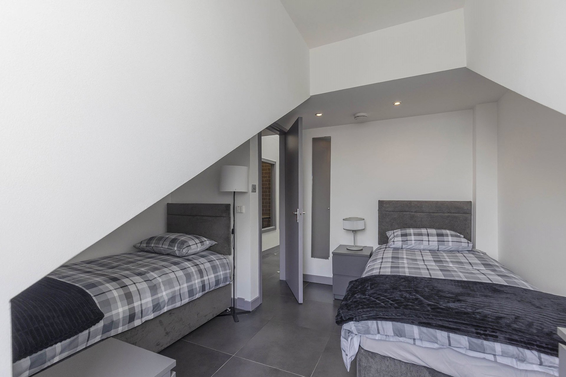 3F3, 99 Shandwick Place, Edinburgh, EH2 4SD - Picture #22