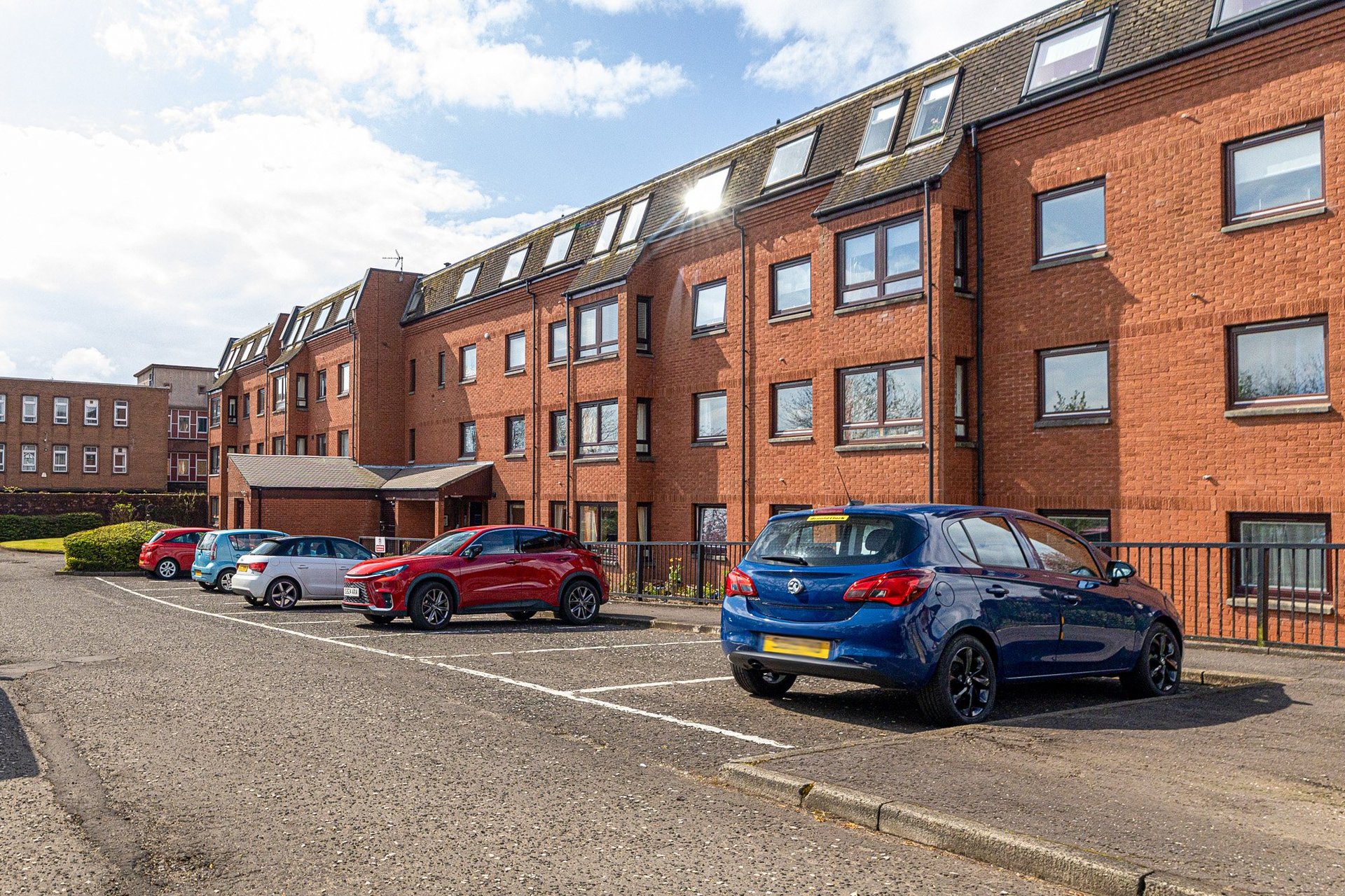 Flat 25, Elm Court, 97 Main Street, Milngavie, G62 6JQ - Picture #11