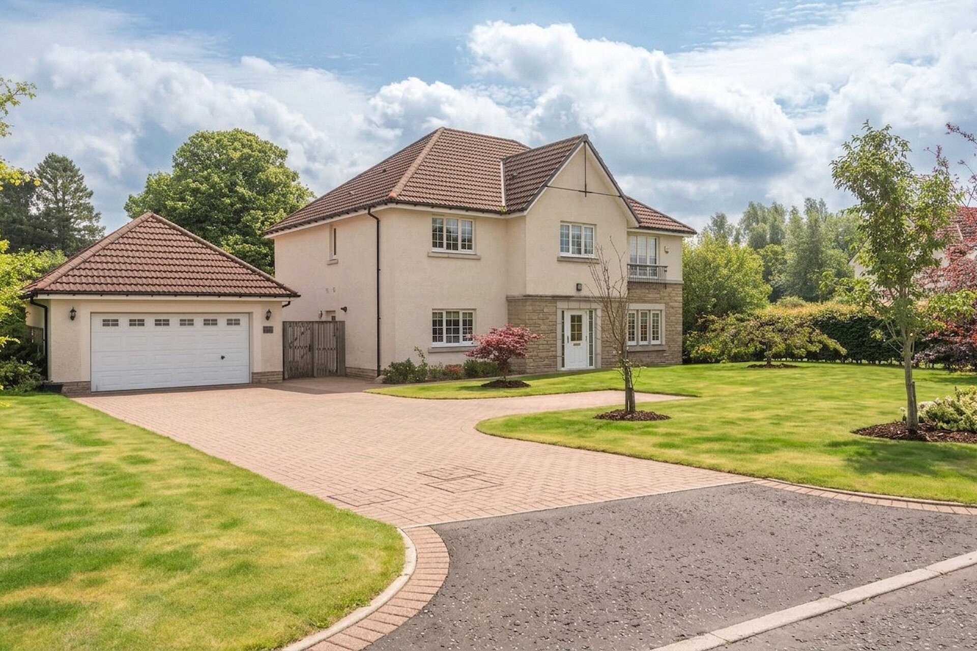 Park House, Abbey Park, Auchterarder, Perth and Kinross, PH3 1EN - Picture #1