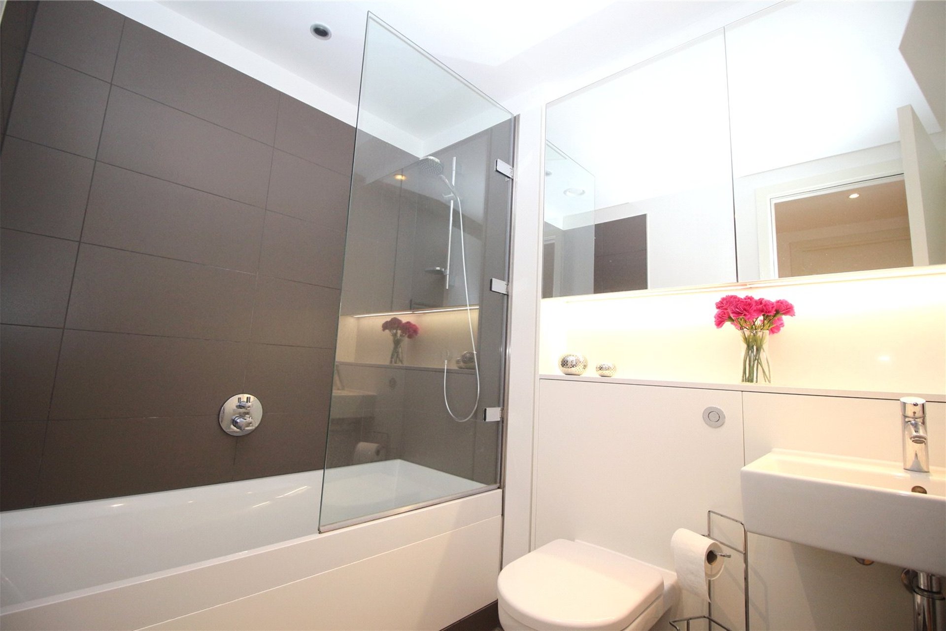 Flat 29, 11 Simpson Loan, Edinburgh, EH3 9GR - Picture #16