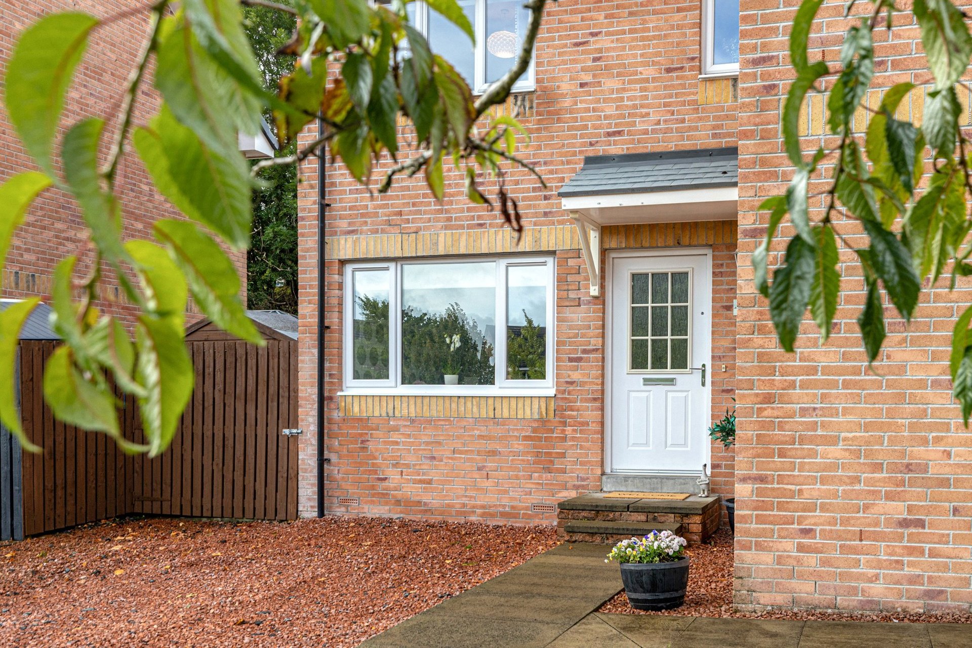 45 Tulip Drive, Newton Mearns, Glasgow, East Renfrewshire, G77 6FT - Picture #3