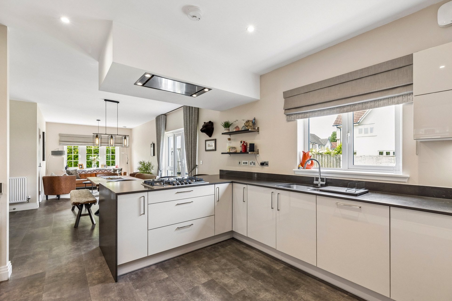 1 Grant Place, Bearsden, G61 3FA - Picture #15