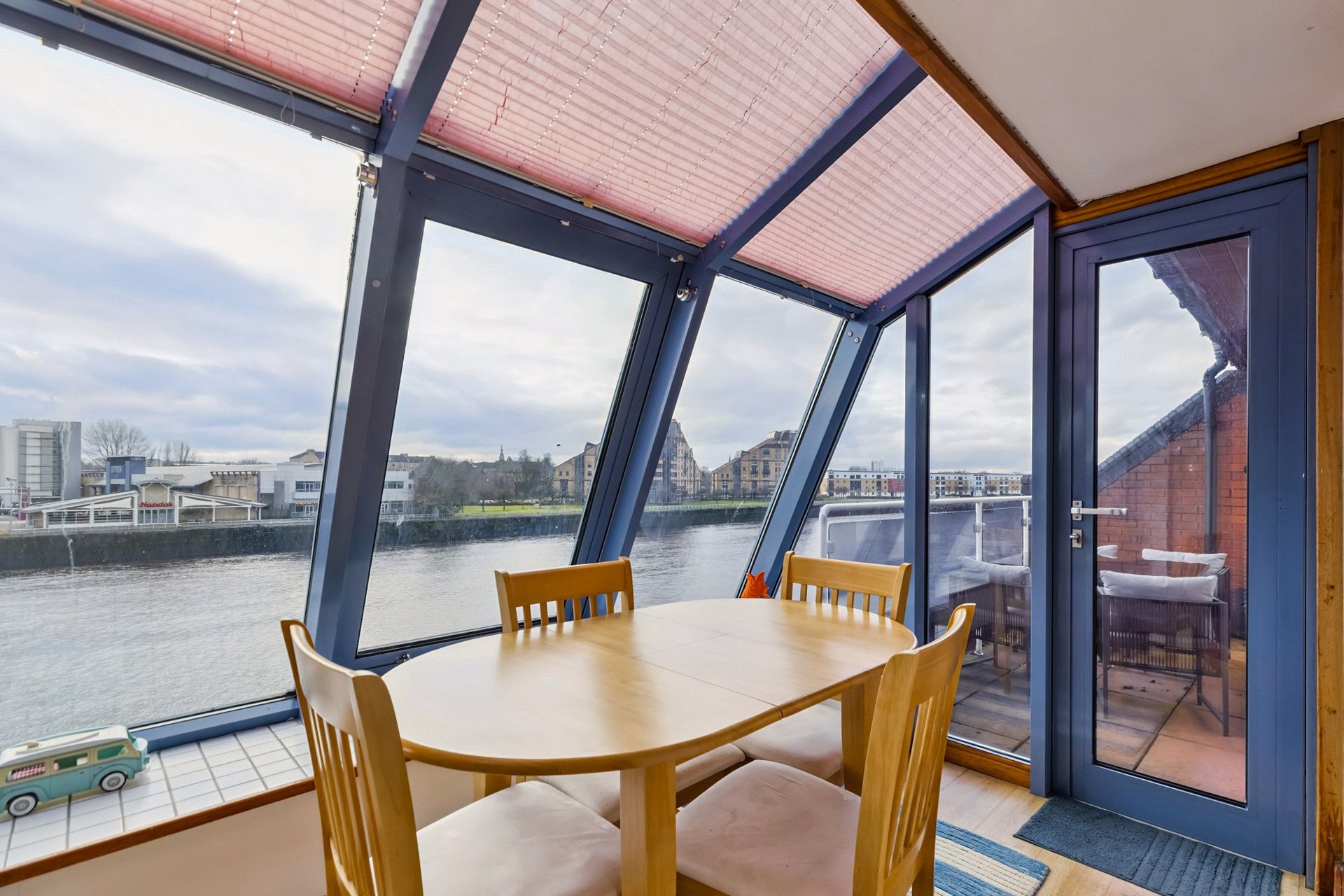 Flat 10, 77 Lancefield Quay, Finnieston, G3 8HA - Picture #2