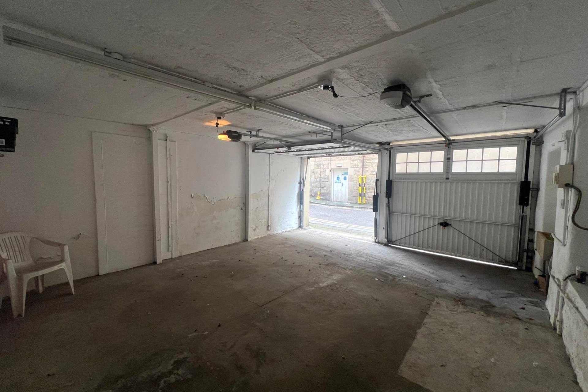 148a Rose Street South Lane, Edinburgh, EH2 4BB - Picture #5