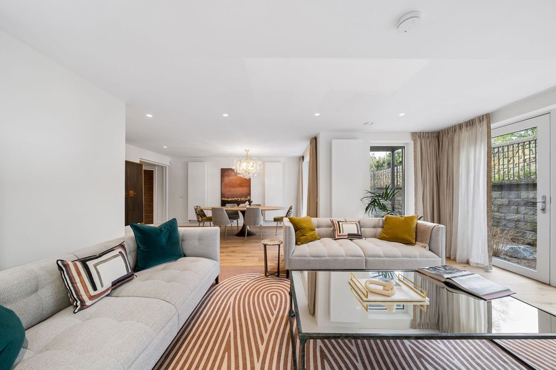 Apt 2, No.9 Barnton Avenue West, Edinburgh, EH4 6DF - Picture #5