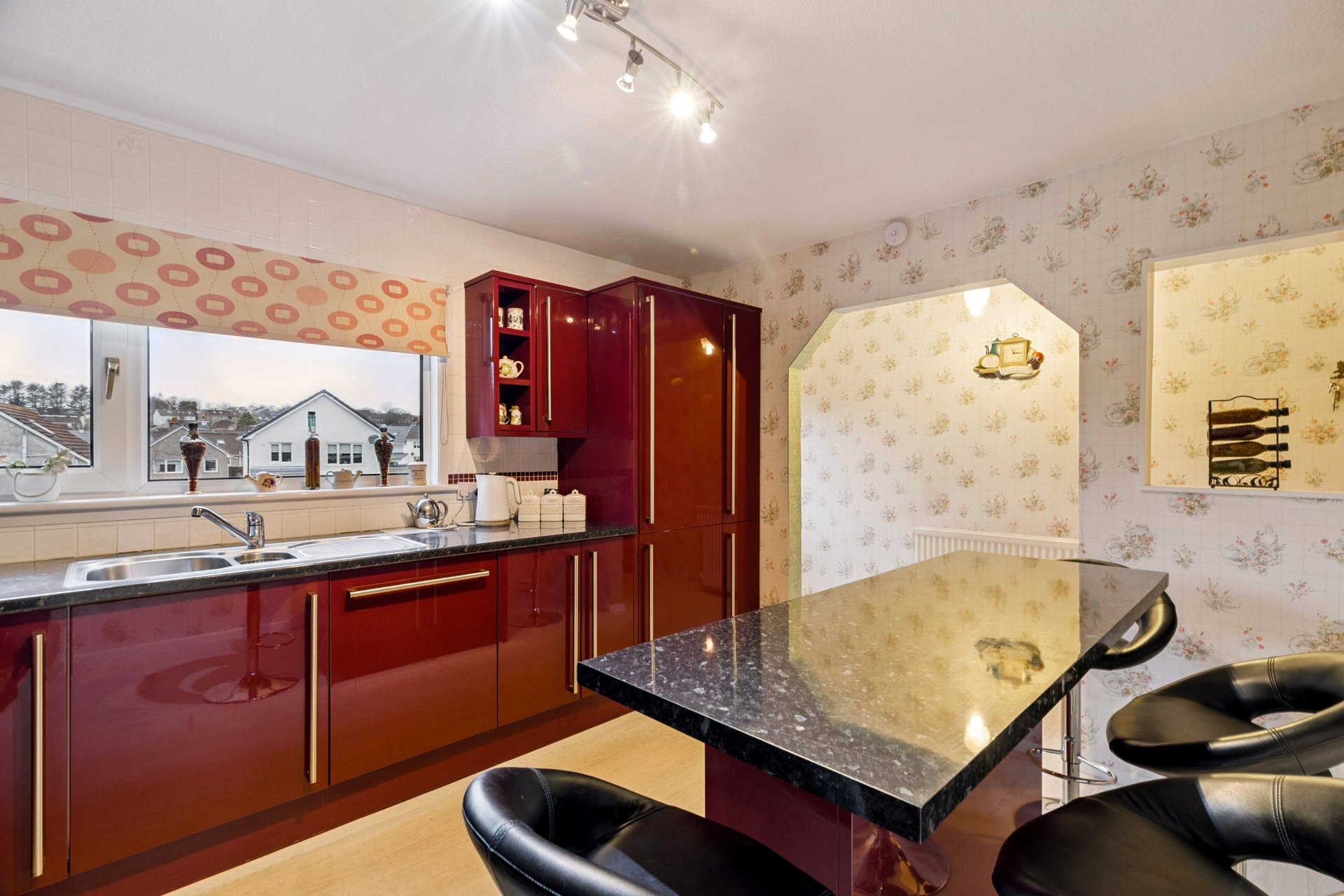 2 Airlie Avenue, Bearsden, G61 3LS - Picture #16