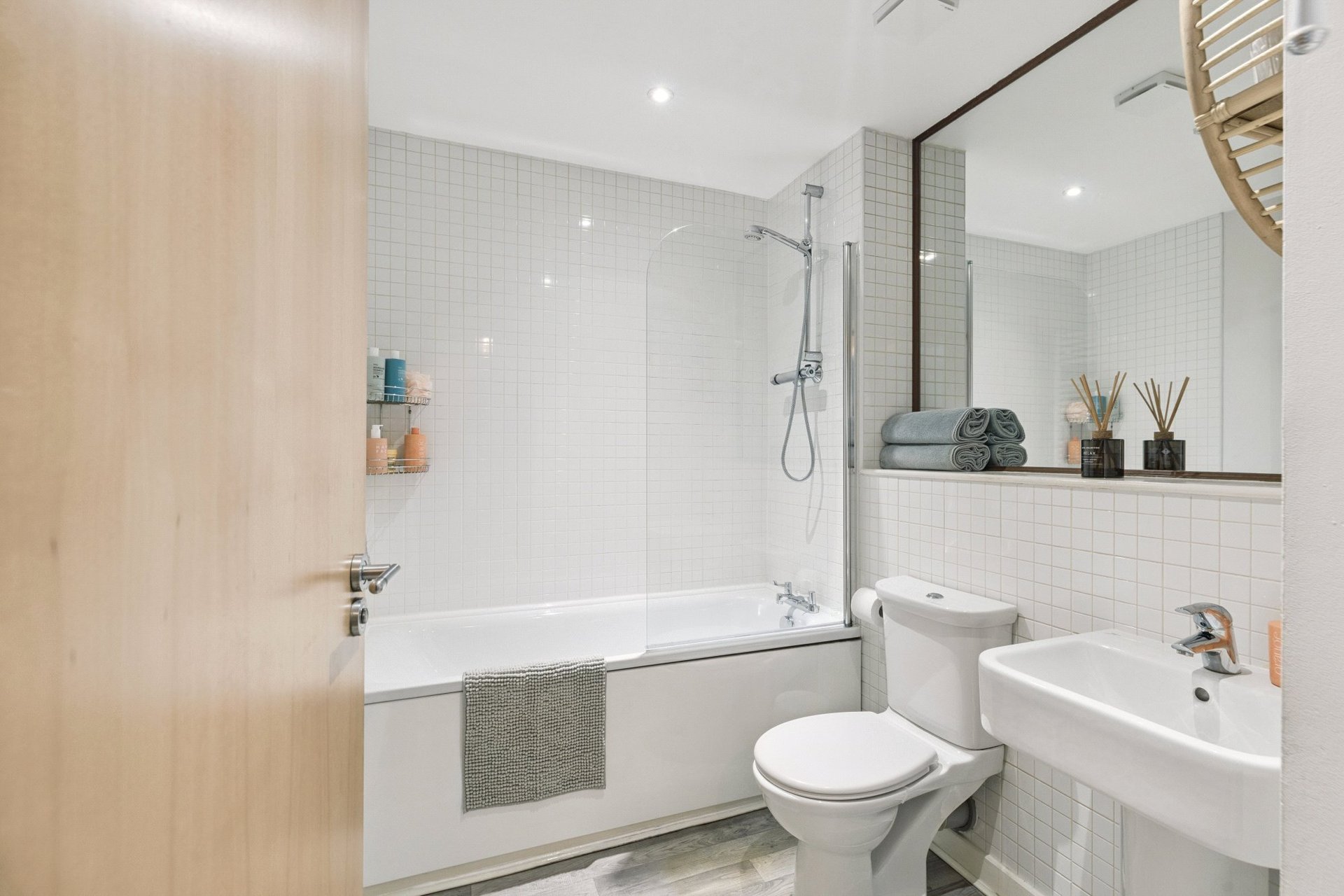 Flat 4/6, Headline Building, 205 Albion Street, Merchant City, Glasgow City, G1 1RU - Picture #14
