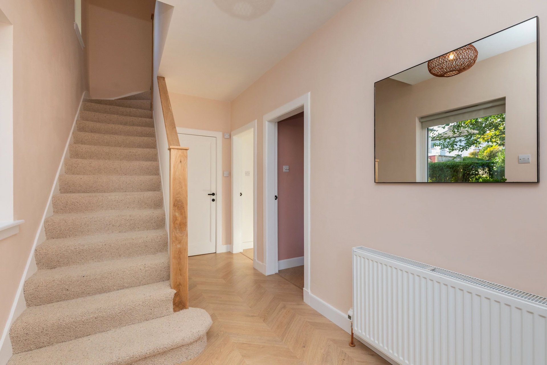 14 Woodlands Crescent, Thornliebank, Glasgow, G46 7SR - Picture #3