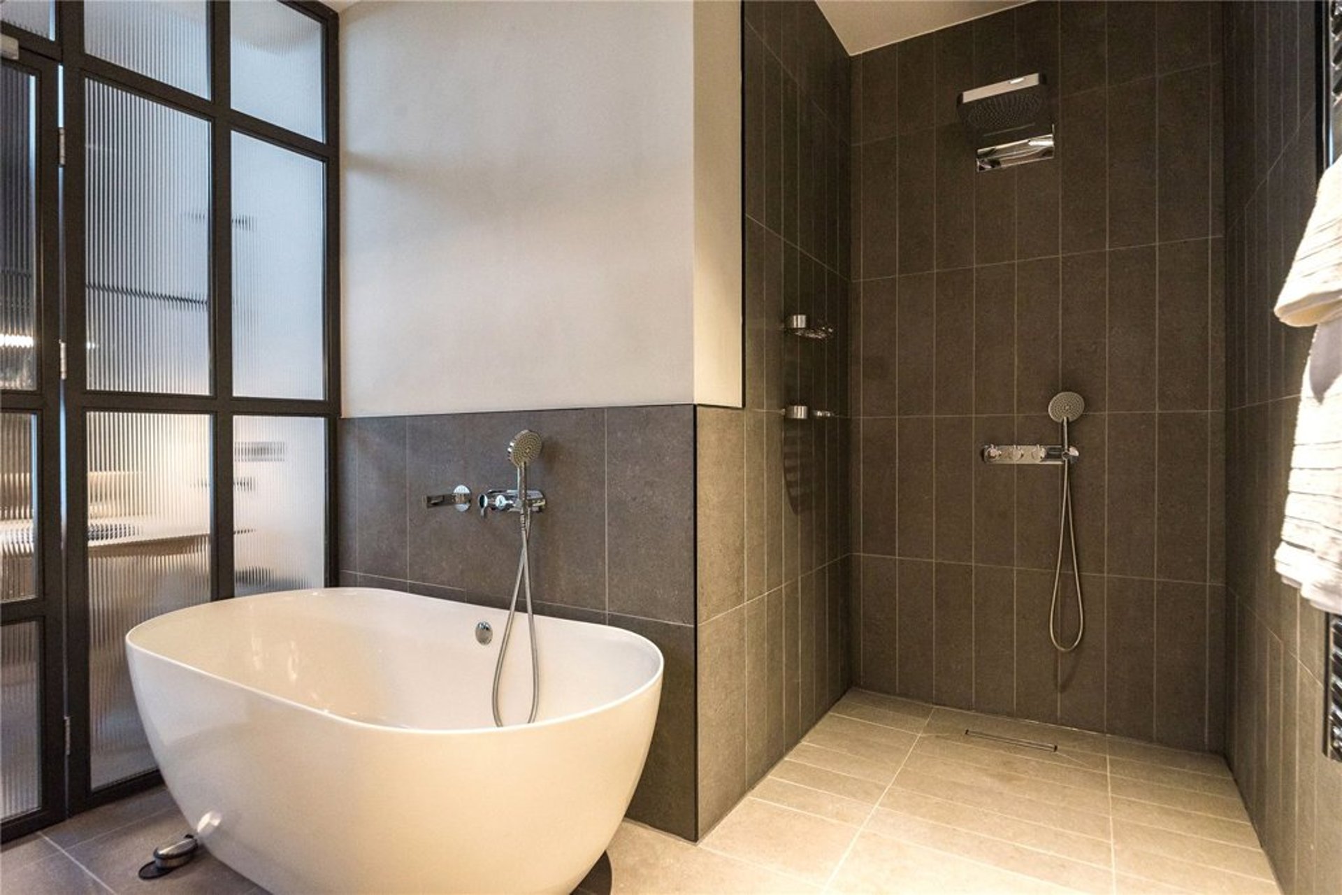 Apartment 2, 3 St Andrew Square, New Town, Edinburgh, EH2 2BD - Picture #19