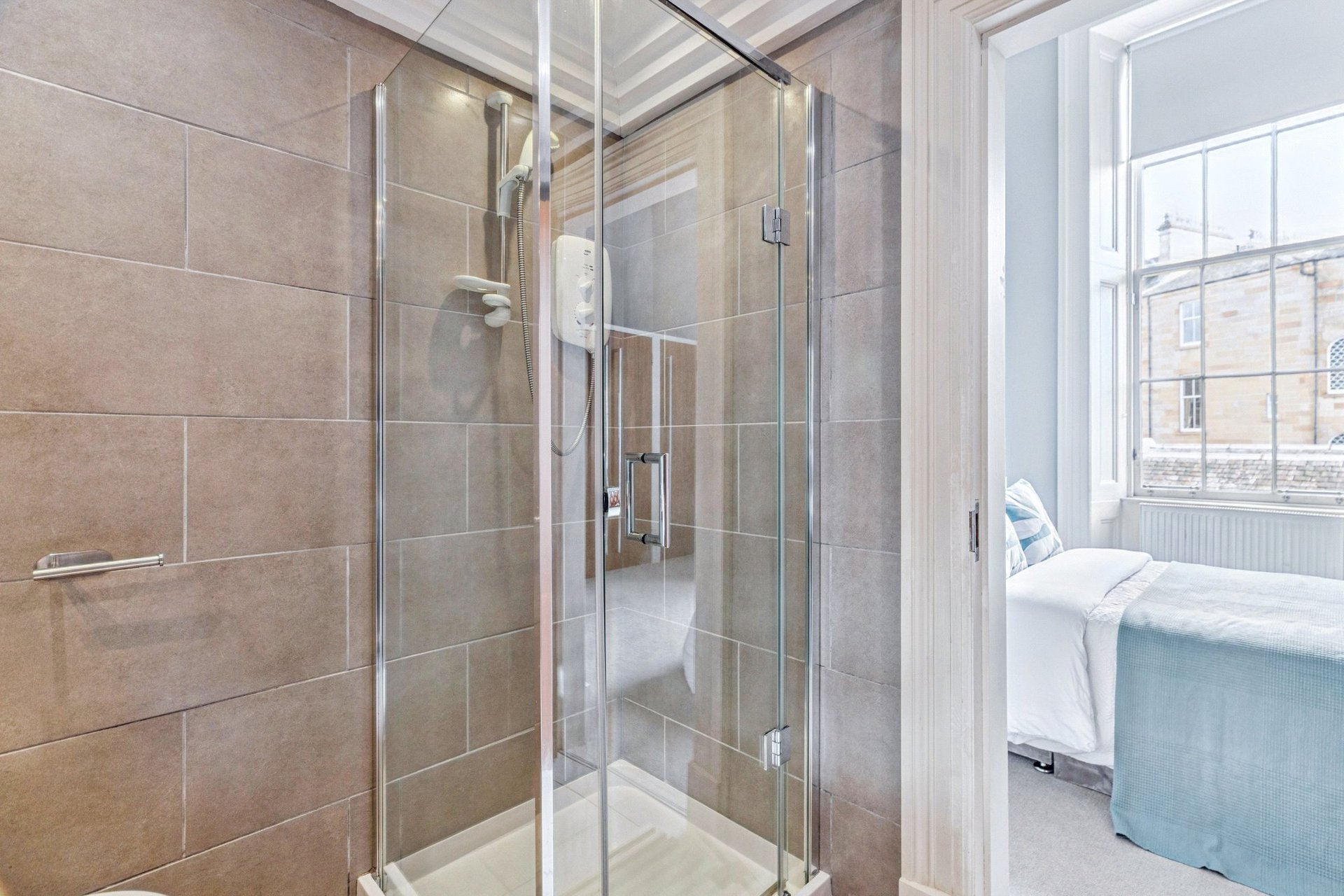 First Floor, 2 Park Terrace, Park, Glasgow, G3 6BY - Picture #38