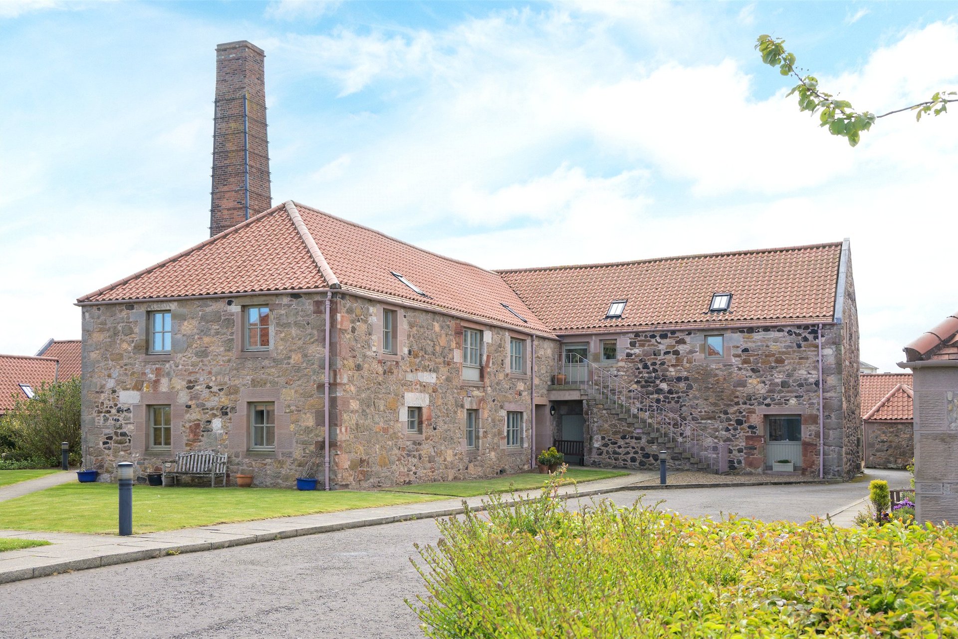 19 West Fenton Court, West Fenton, North Berwick, EH39 5AE - Picture #1