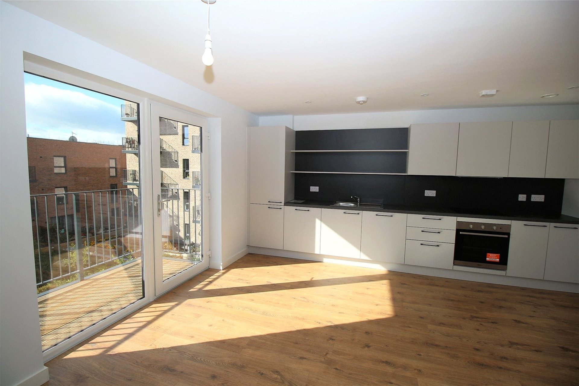 Flat 16, 24 Pillans Place, Edinburgh, EH6 7DE - Picture #11